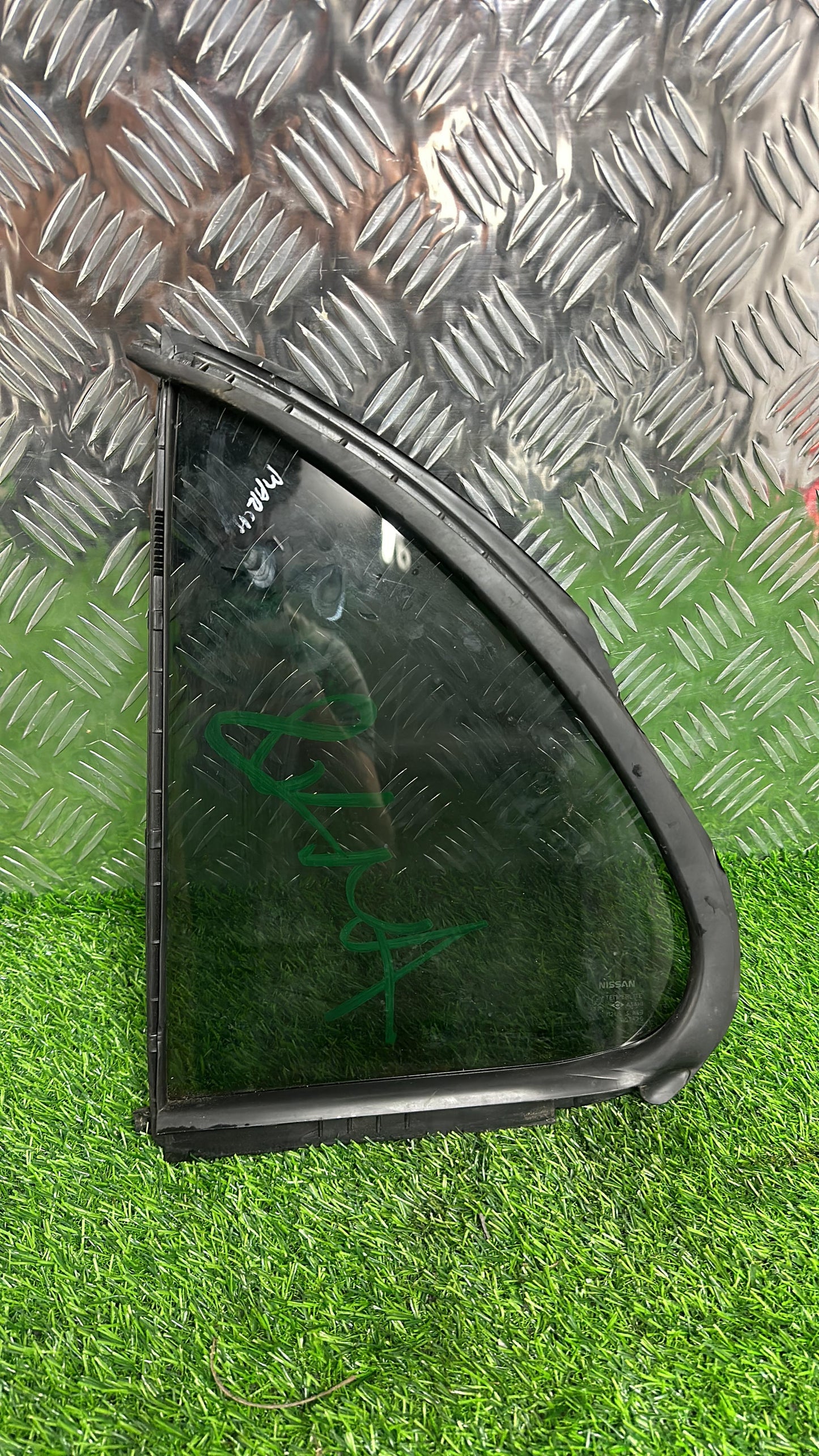 2003 - 2010 Nissan Micra Right Rear Quarter Door Glass M2L3