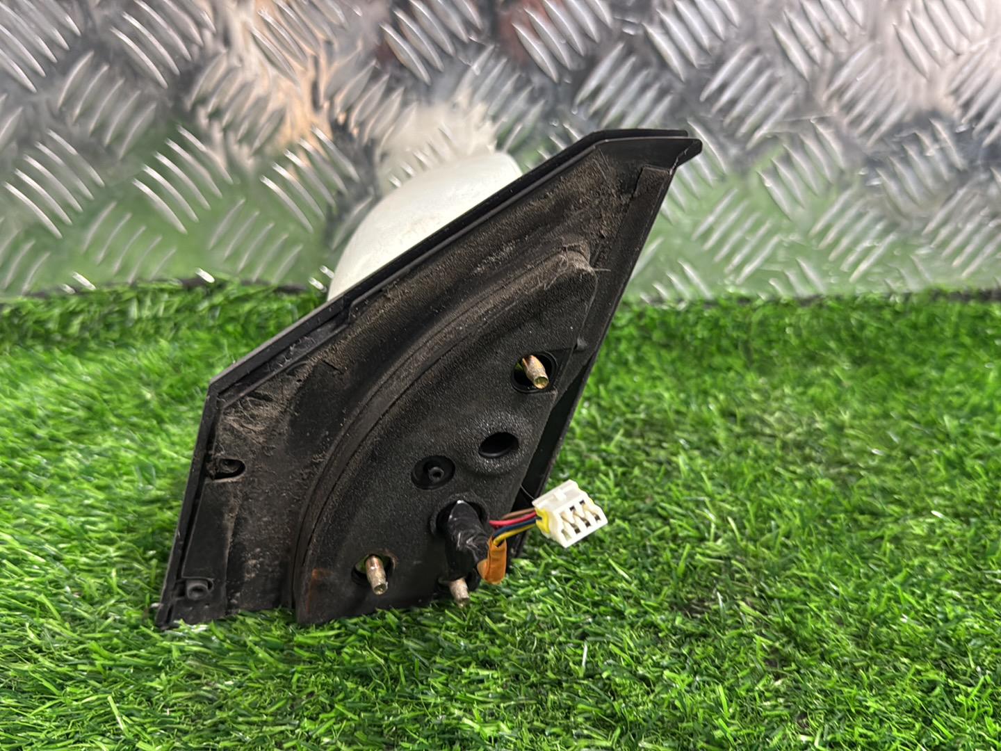 2003 - 2007 Mitsubishi Lancer Right Door Mirror 5 Wire