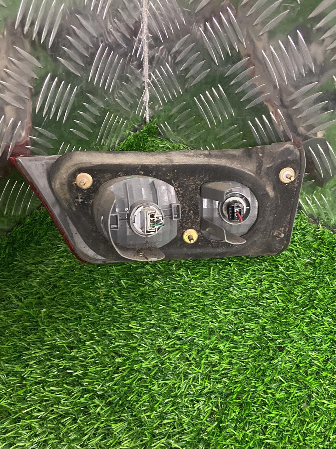 2002 - 2008 Honda Accord Left Tailgate Garnish STANLEY P3214L