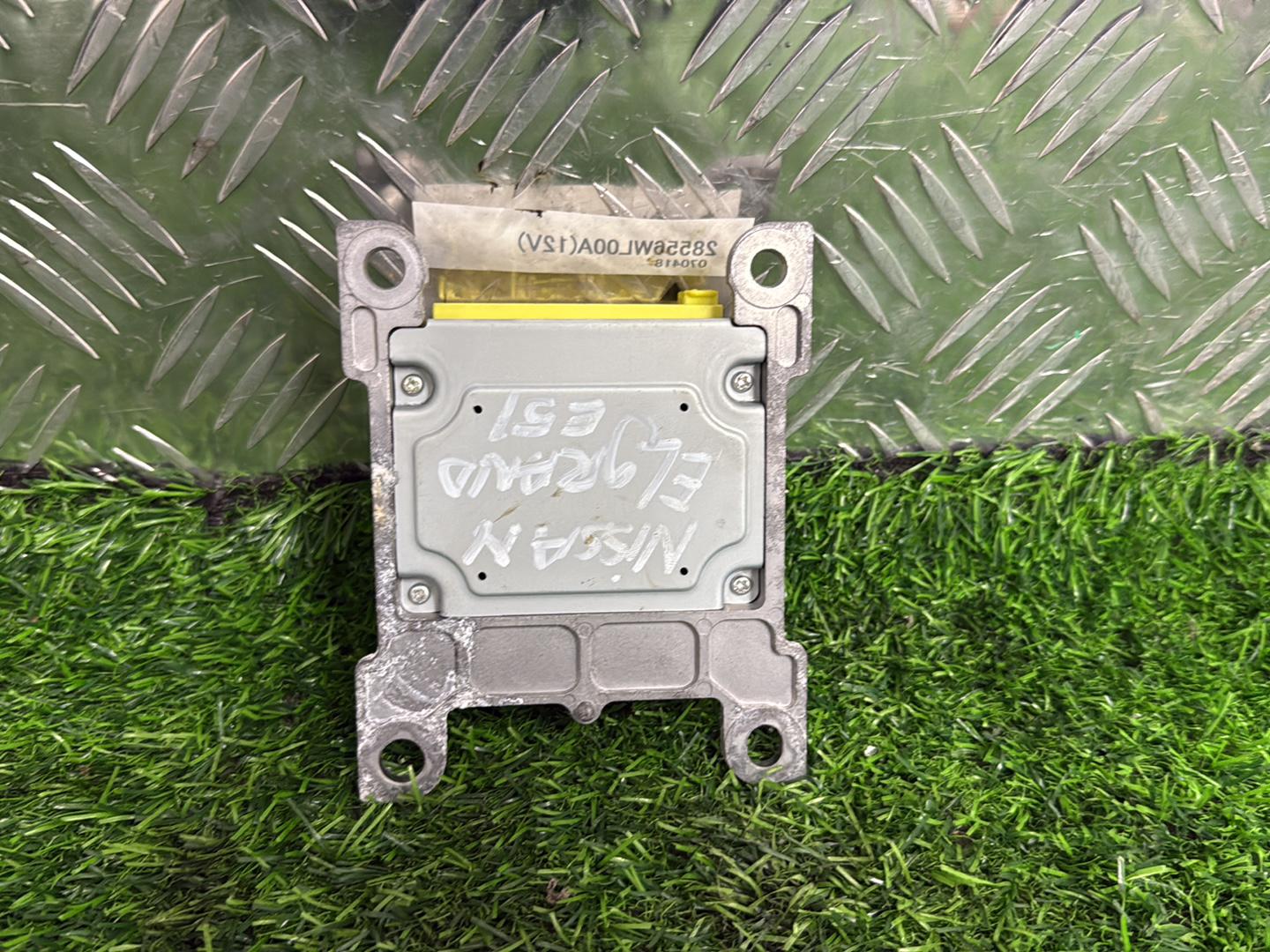 2002 - 2010 Nissan Elgrand Airbag Module 28556WL00A