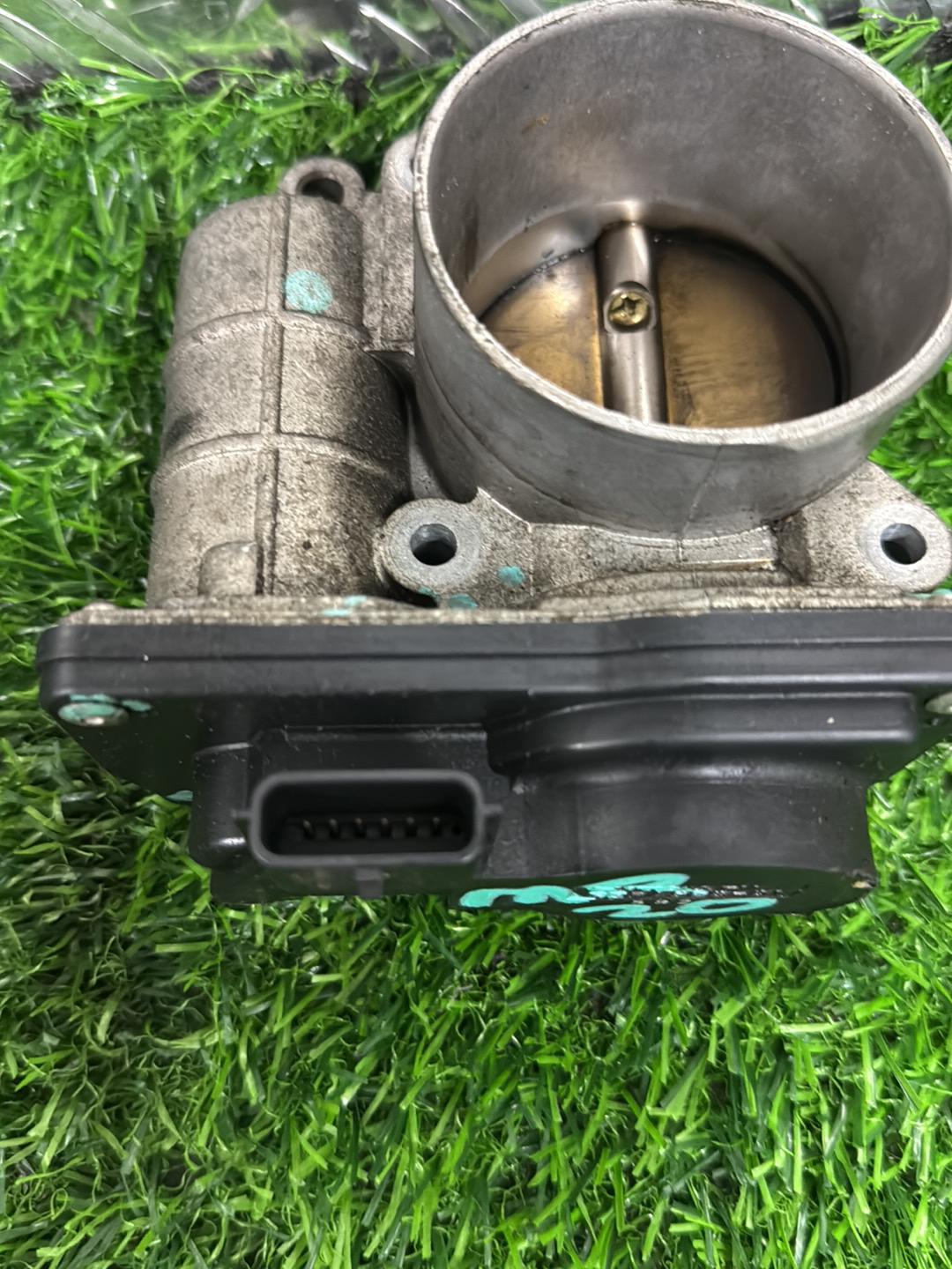 2004 - 2013 Nissan X-Trail Throttle Body HITACHI SERA526-01