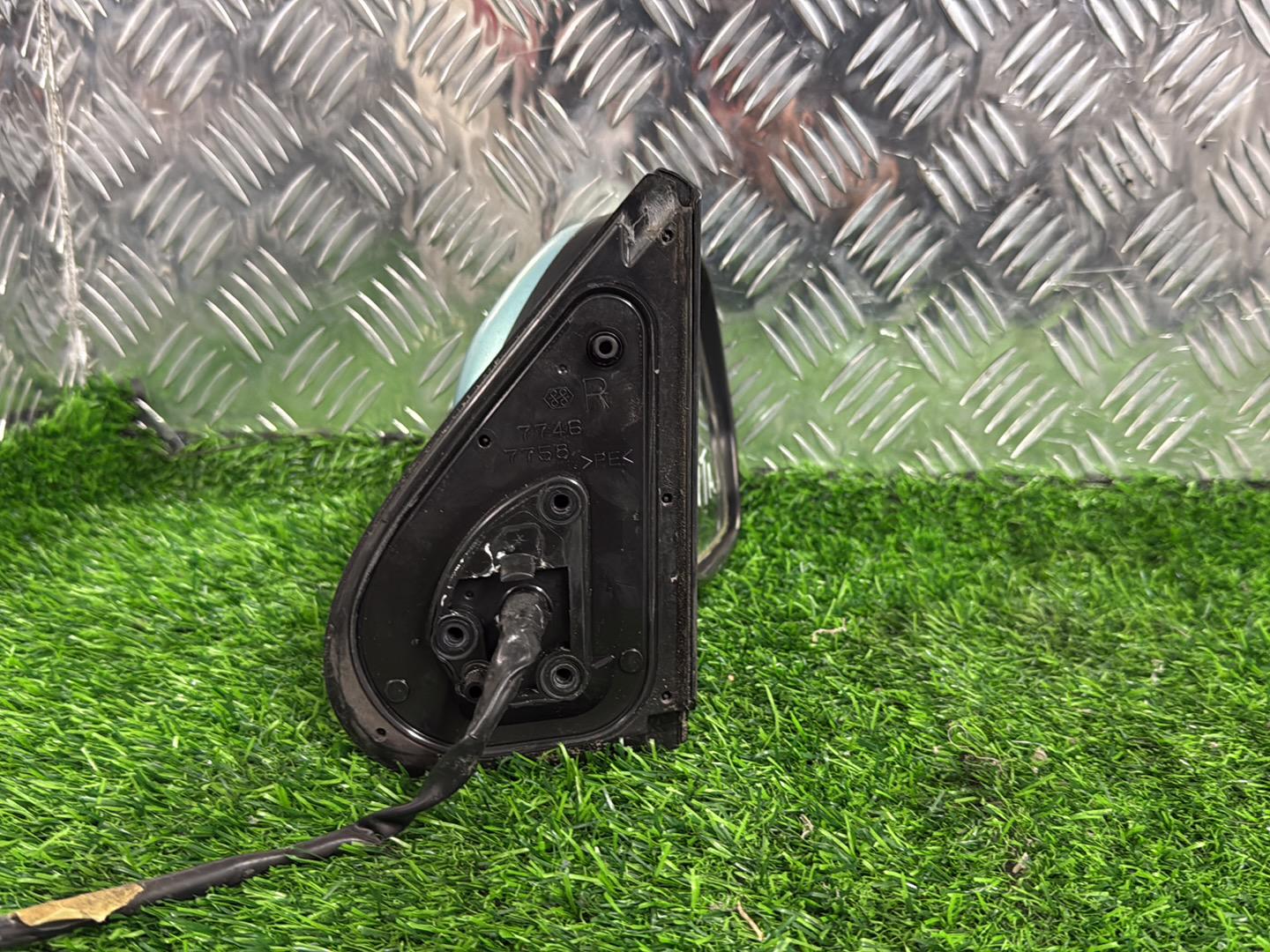 Toyota Sienta Right Door Mirror 5 Wire