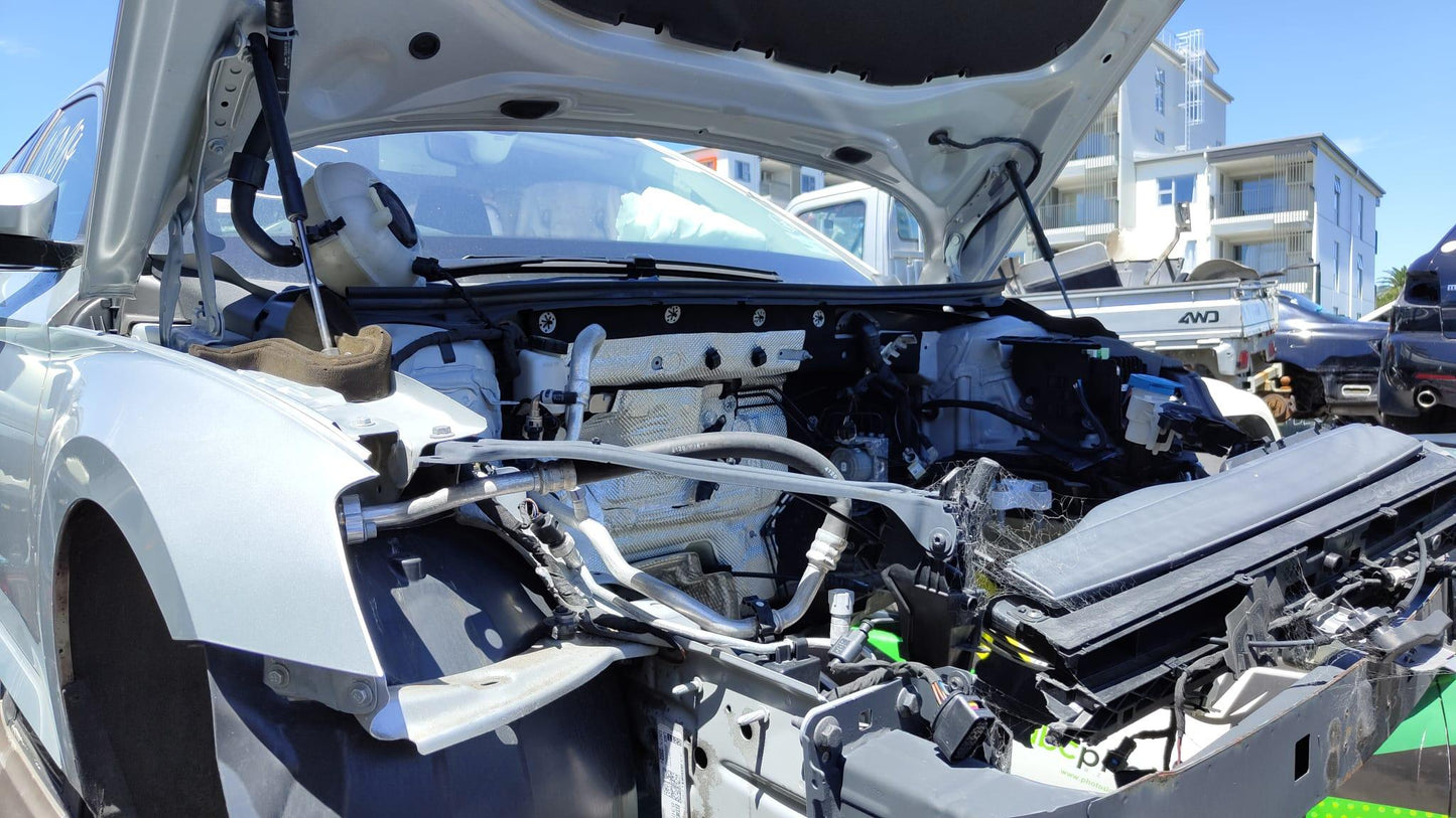 2021 Skoda Superb CHH323824 WRECKING FOR PARTS ONLY