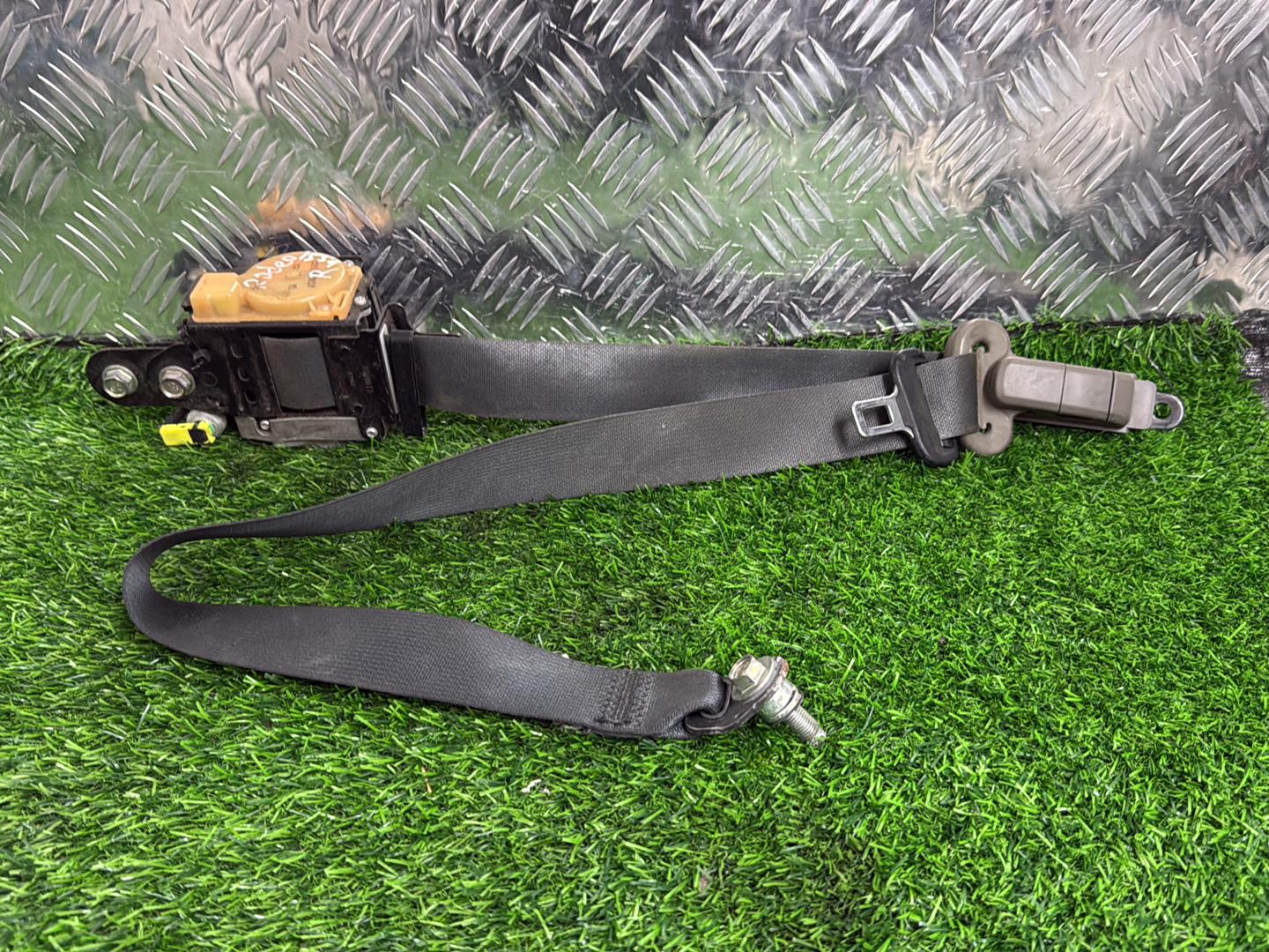 2002 - 2008 Nissan Murano Right Front Seat Belt TK-AF2-EG411