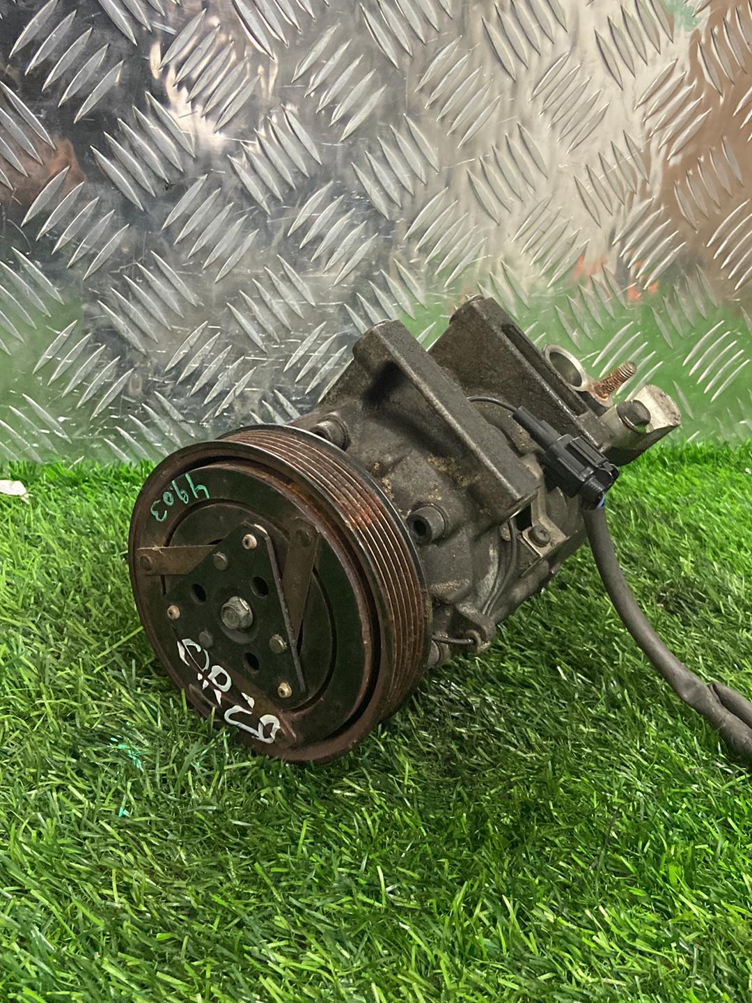 1999 - 2005 Nissan Serena A/C Compressor QR20DE