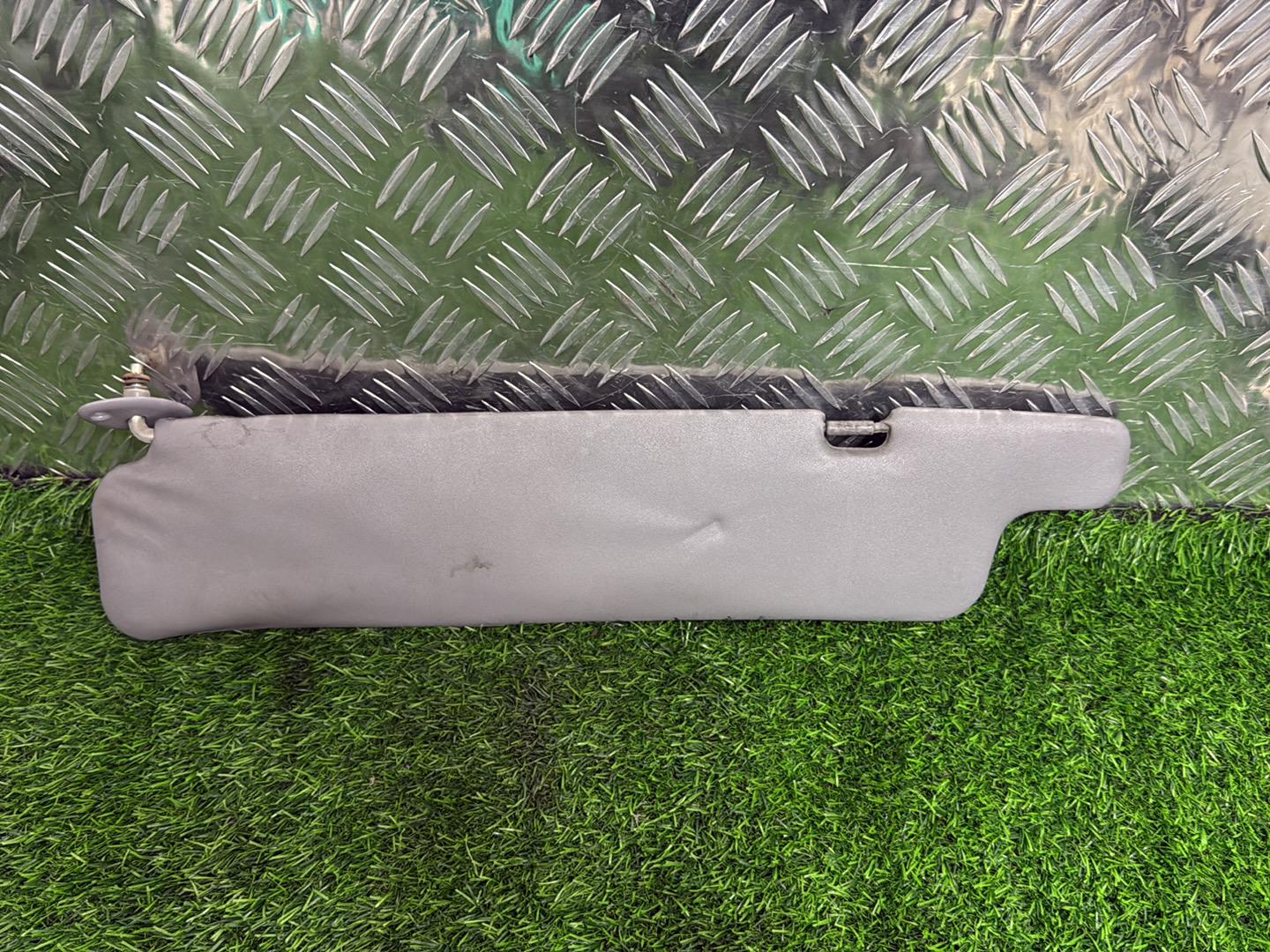 1990 - 2003 Toyota Hiace Right Sun Visor