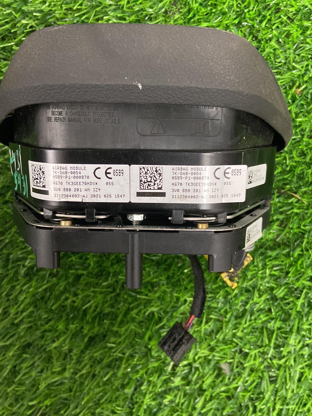 2019 - 2025 Skoda Octavia Right Front Airbag 3U0880201 / TK-DAB-0054