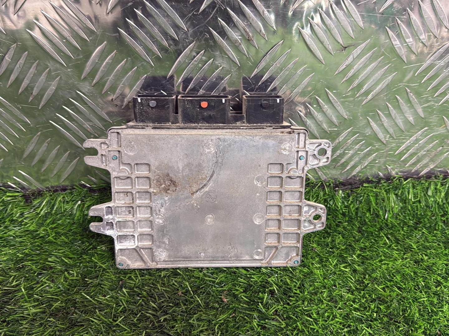 2009 - 2020 Nissan NV200 ECU A56-D74