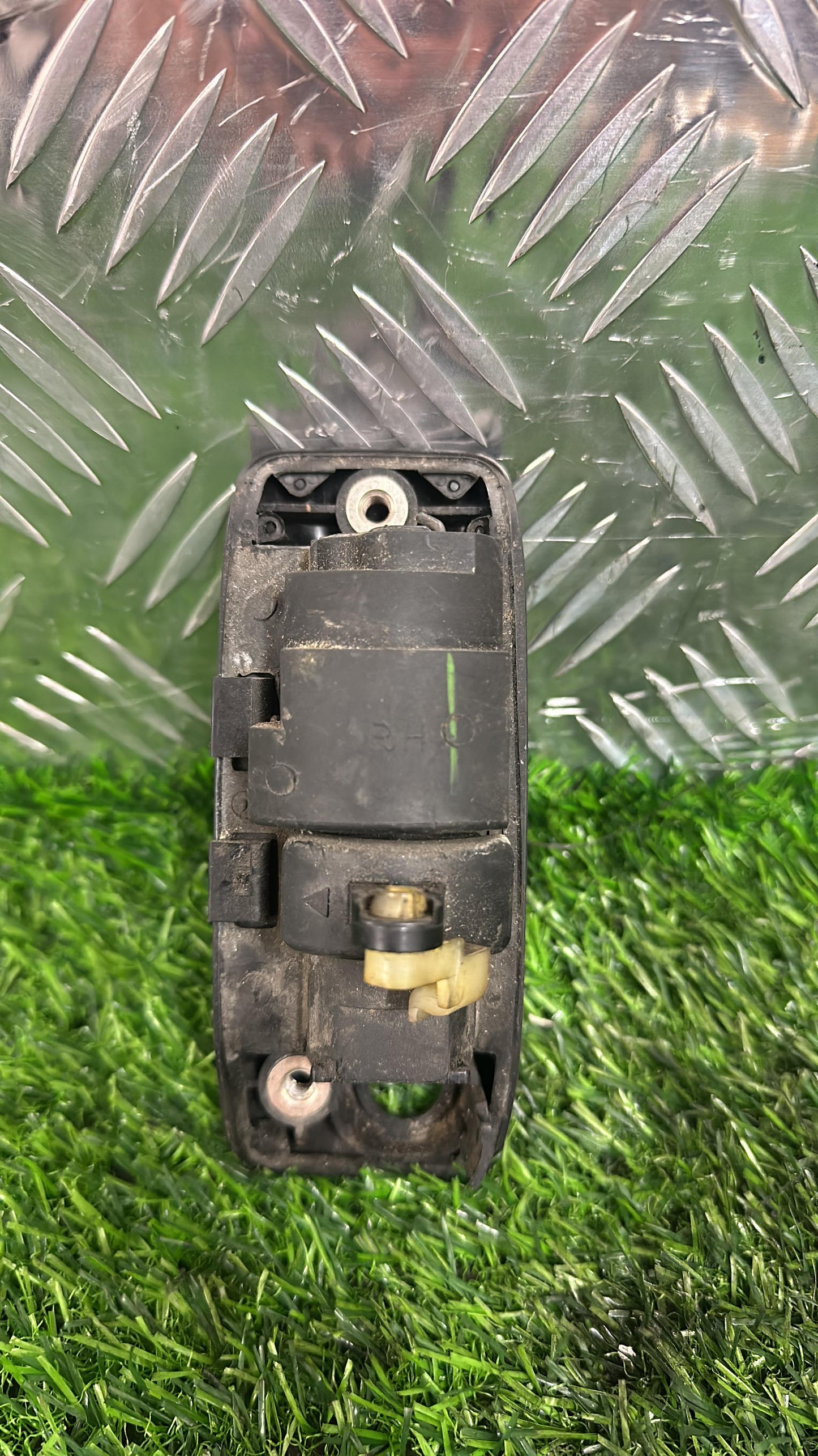 2004 - 2020 Toyota Hiace Right Rear Exterior Door Handle