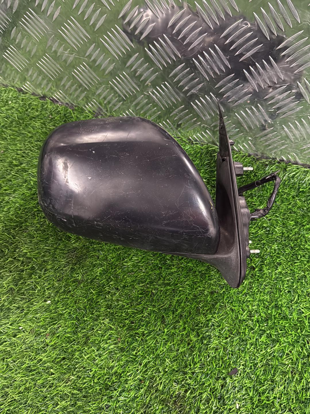 2004 - 2020 Toyota Hiace Right Door Mirror