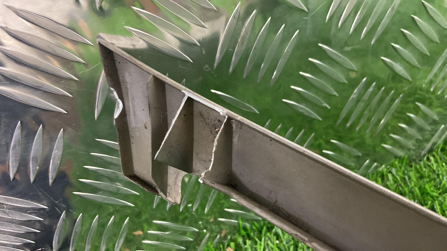 1999 - 2005 Nissan Serena Grille 62310CX202