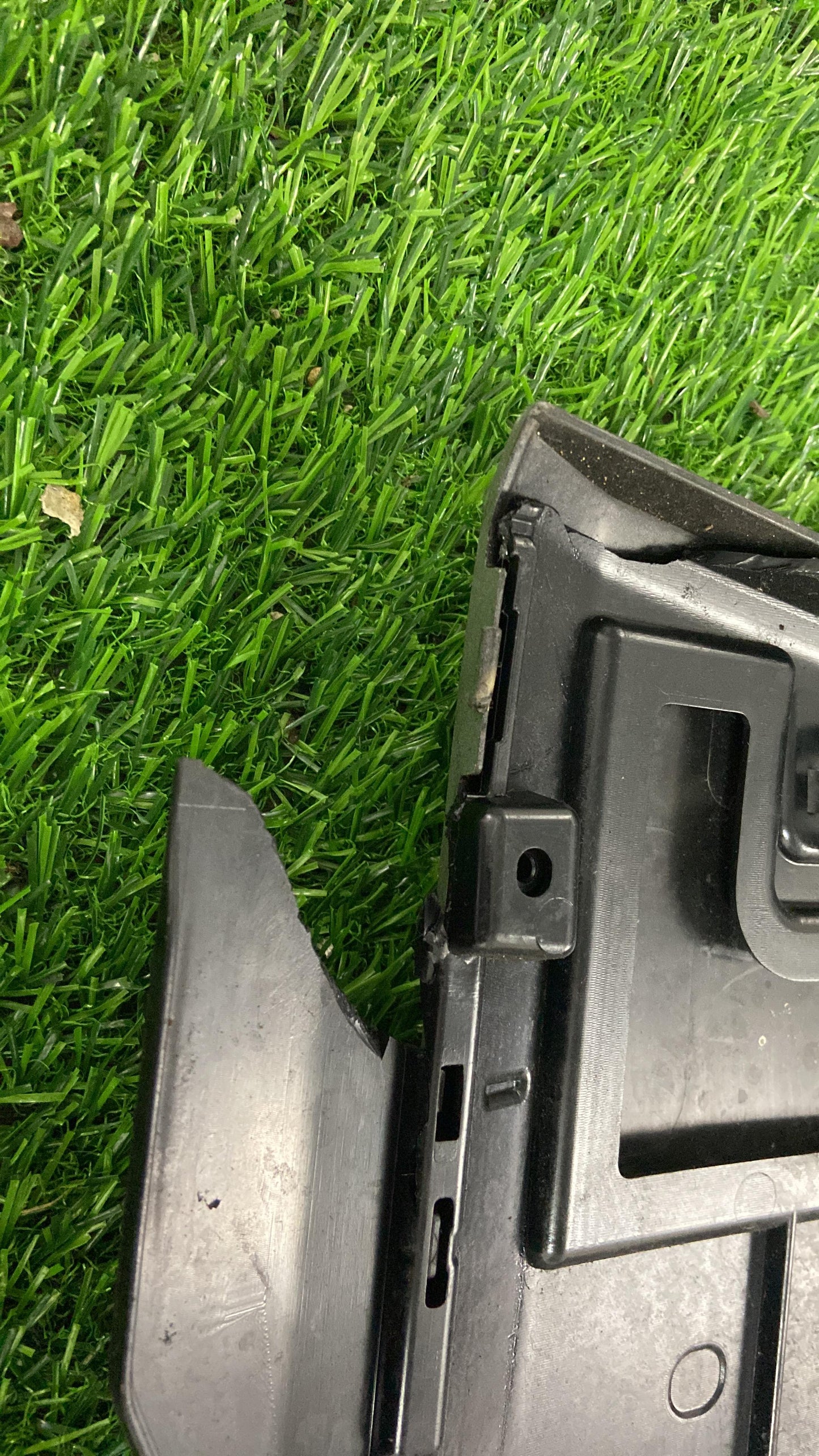 2010 - 2014 Toyota Hiace Grille 53100-26370