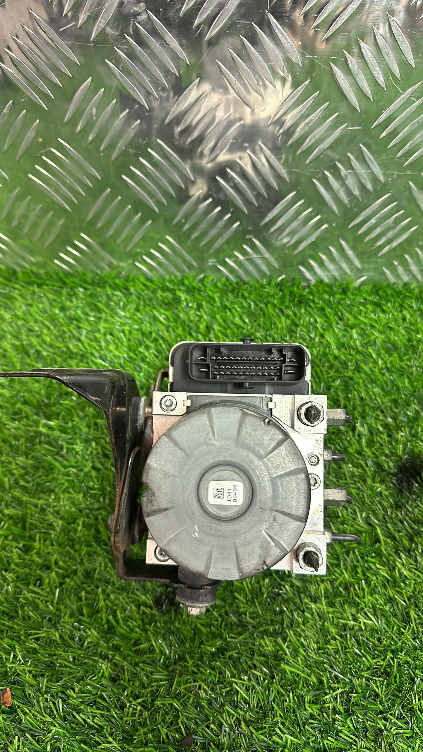 2012 - 2017 Mazda CX-5 ABS Pump/Modulator ESC K1900