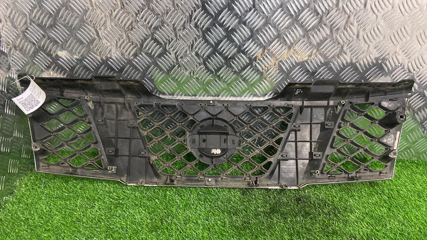 2005 - 2014 Nissan Pathfinder Grille 310EB400