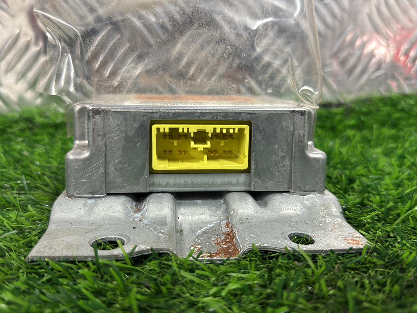 Toyota Hiace Airbag Module 89170-26190