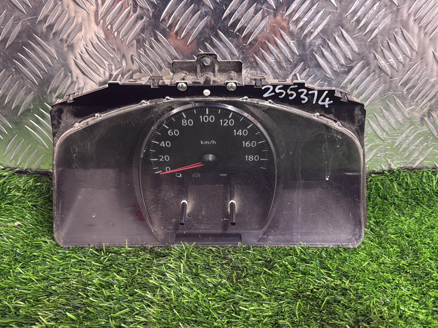 2009 - 2020 Nissan NV200 Instrument Cluster HR16 - 255374 KMs