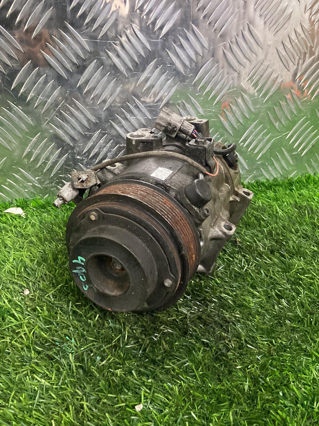 2004 - 2009 Toyota Mark X A/C Compressor 447260-1462
