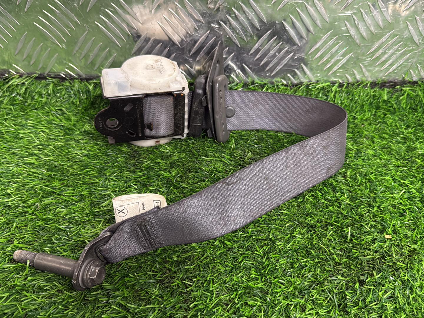 2003 - 2008 Toyota Land Cruiser Prado Right Rear Seat belt TK-AB0-EF621