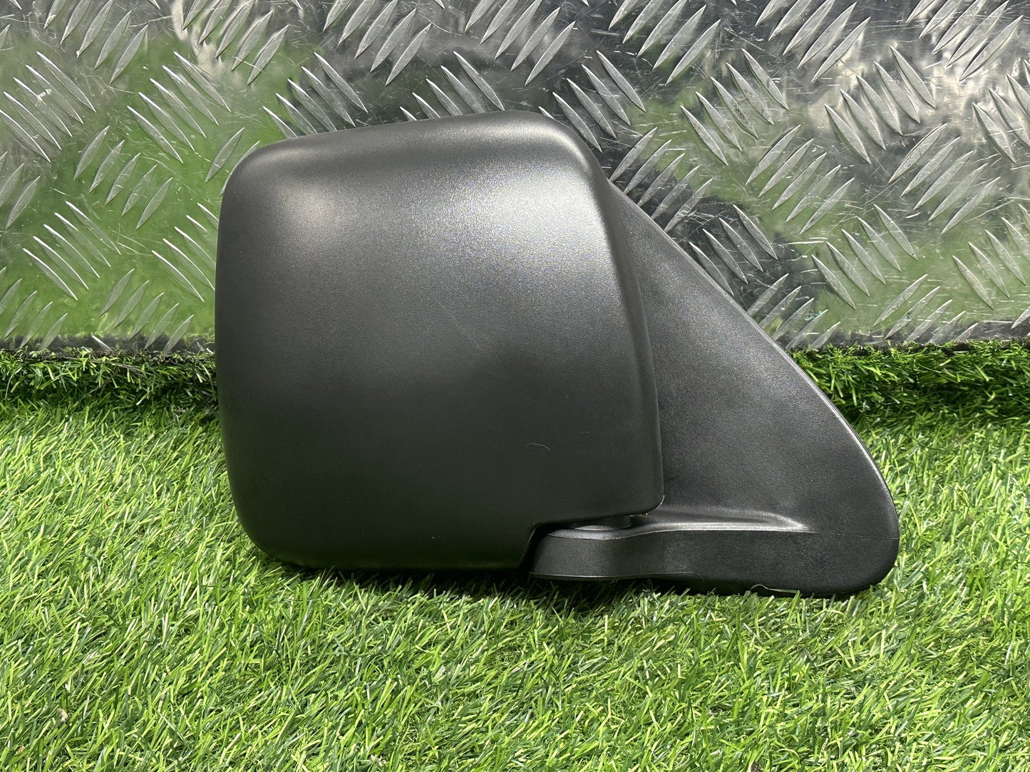 2004-2019 Toyota Hiace- Right Door Mirror PN: Manual Type