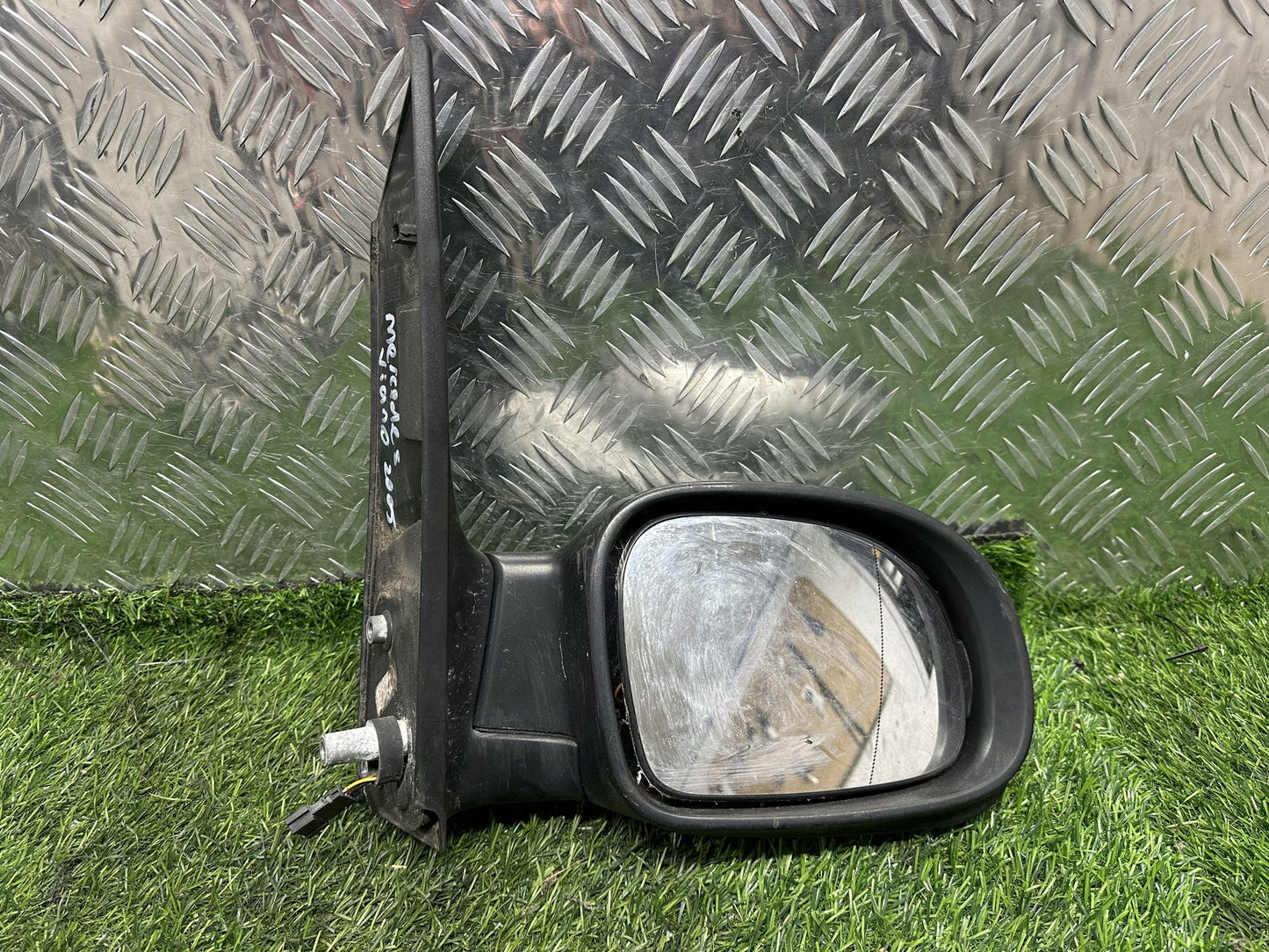 2003-2010 Mercedes-Benz Viano V-Class W639- Right Door Mirror PN: 6 WIRE TYPE