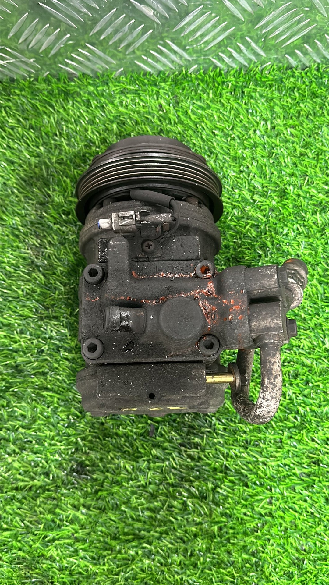 Toyota 4Runner A/C Compressor DENSO 447200-3716