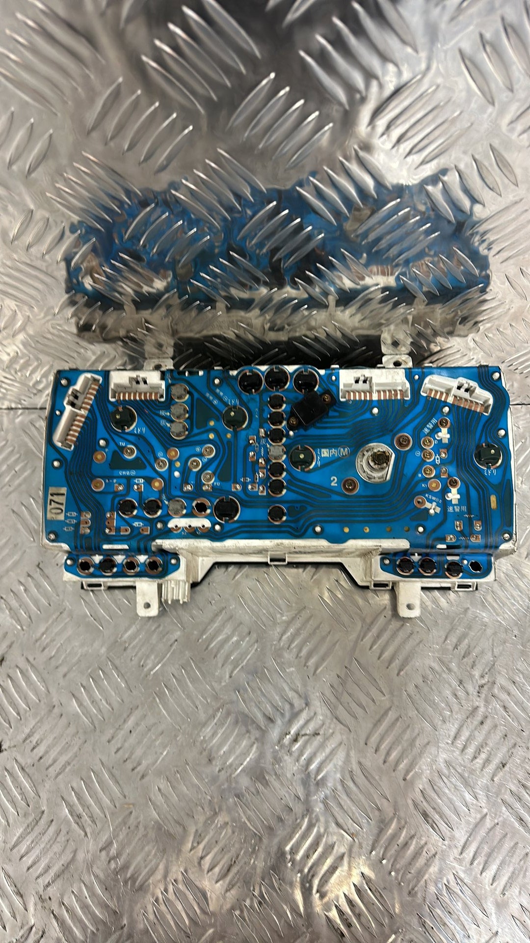 Toyota LiteAce Instrument Cluster 83100-95N52