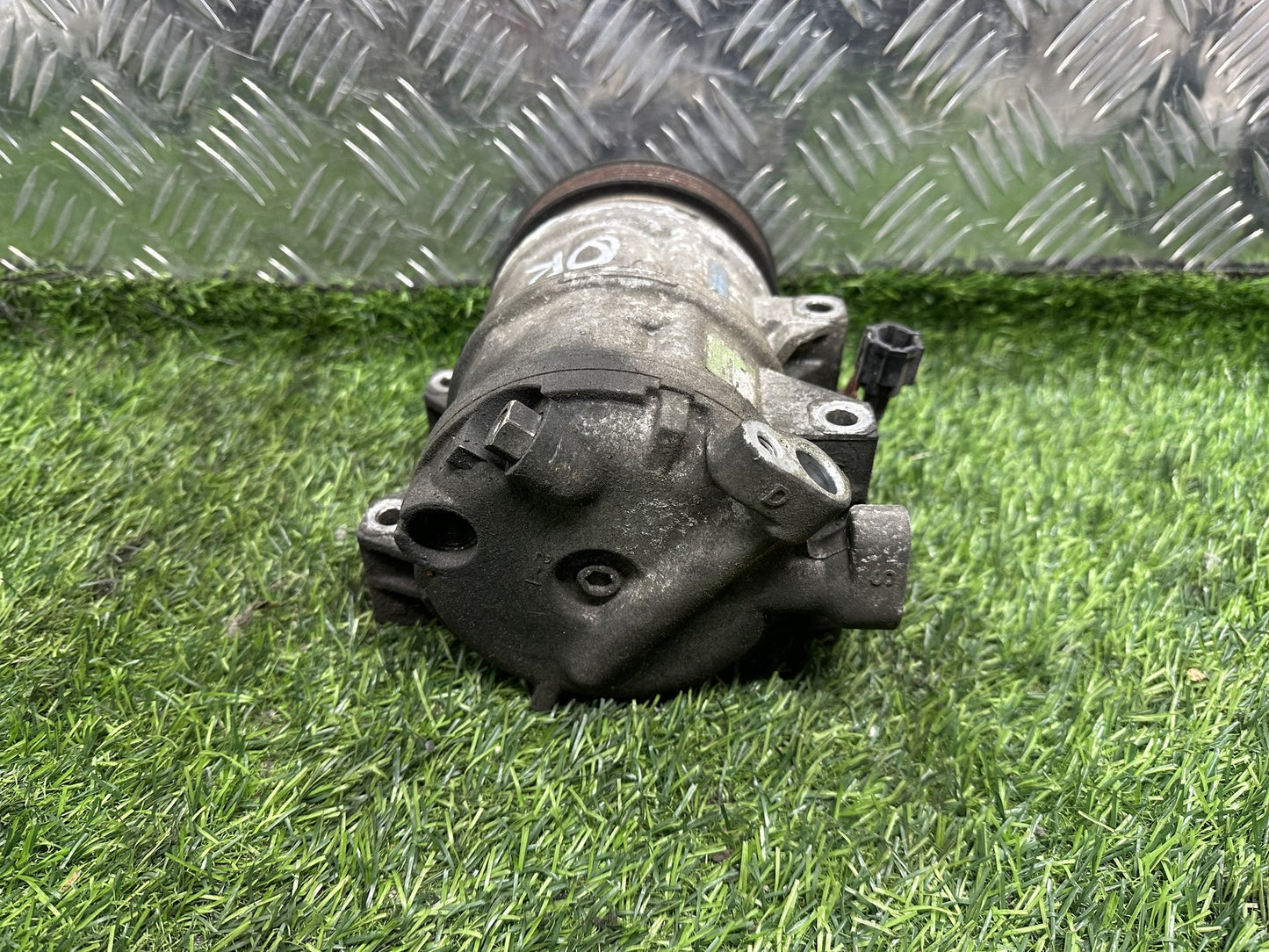 1999-2005 Nissan Serena C24- A/C Compressor PN: QR20