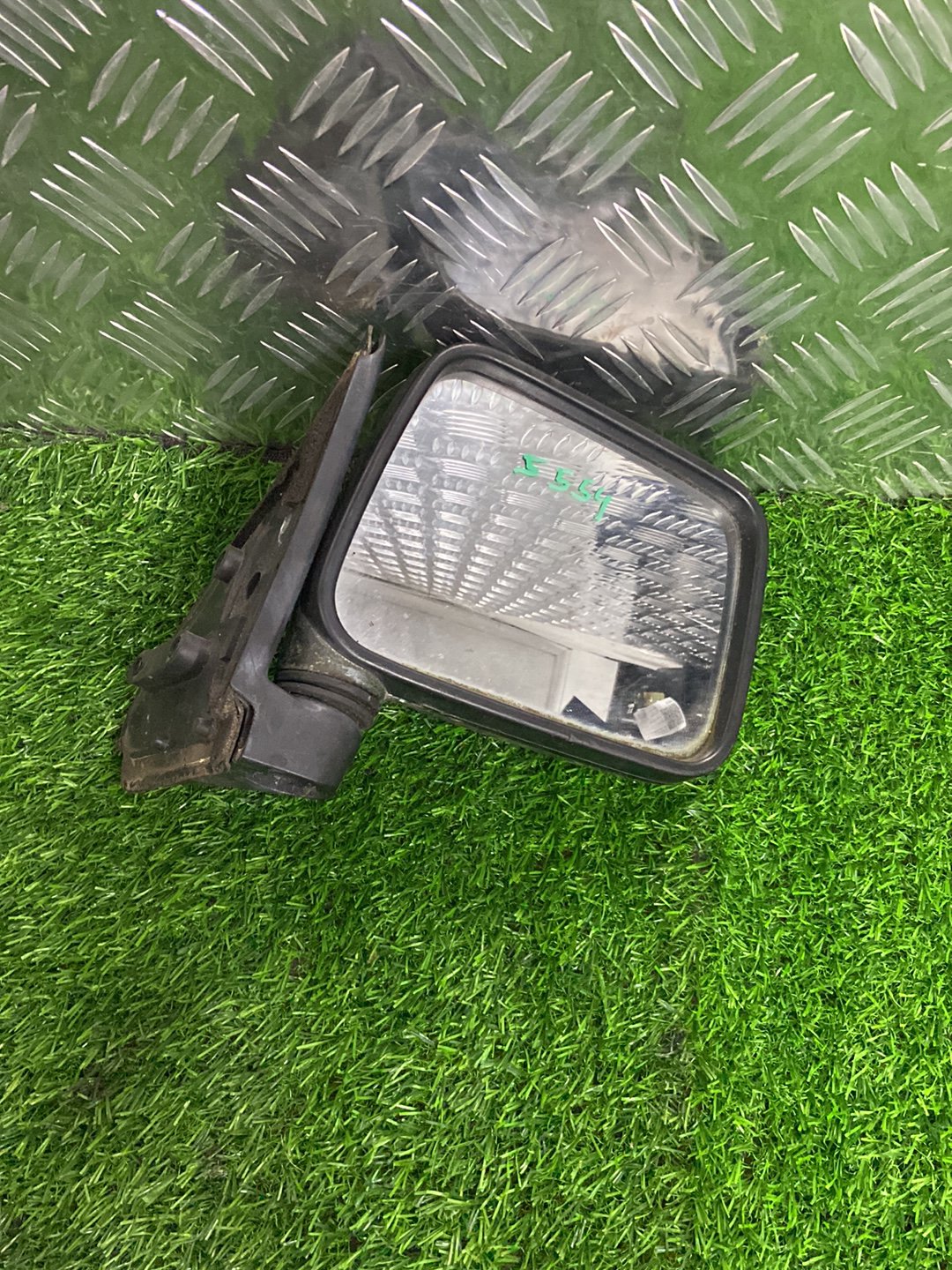 1988 - 2003 Isuzu Rodeo Left Door Mirror Manual Type