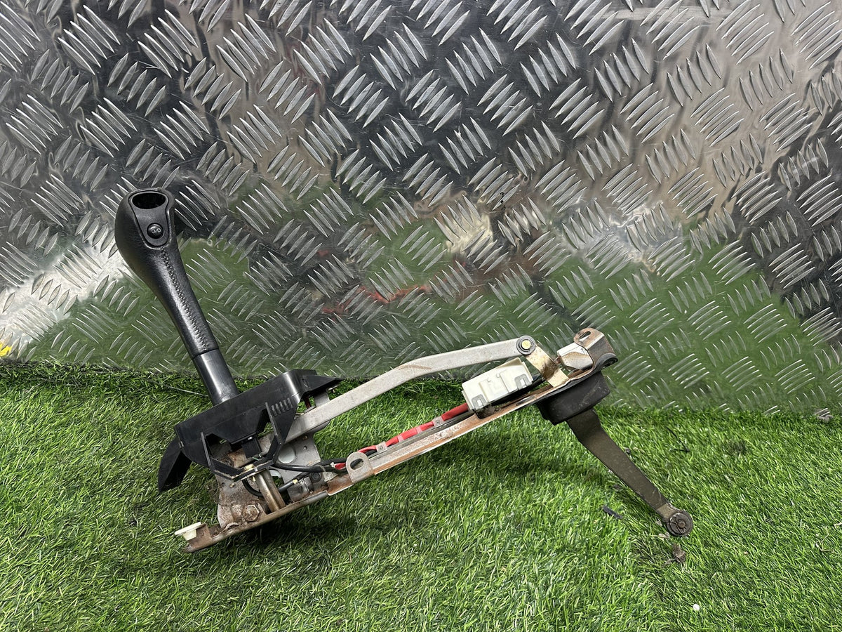 1996-2002 Toyota Land Cruiser Prado- Automatic Shifter Assembly PN: