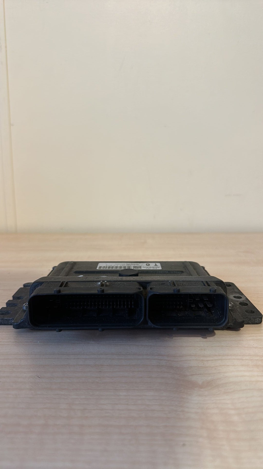 2002-2010 Nissan Micra ECU A56-V01