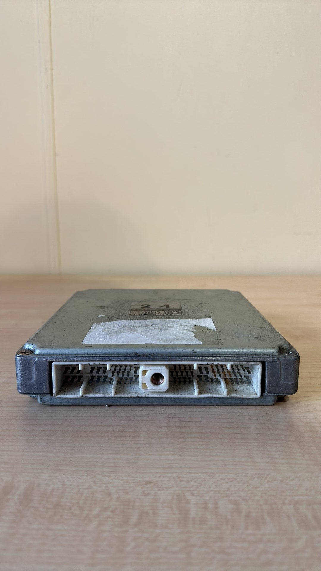 2001-2010 Nissan Caravan ECU 23710 VX400