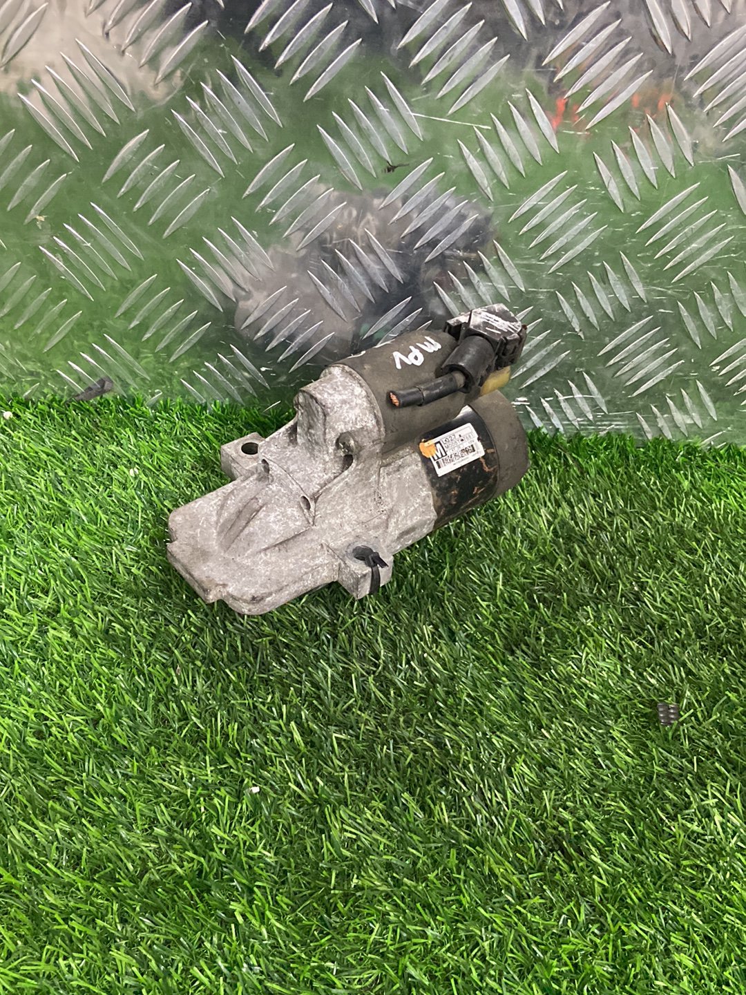 Mazda CX-7 Starter Motor M000T87681
