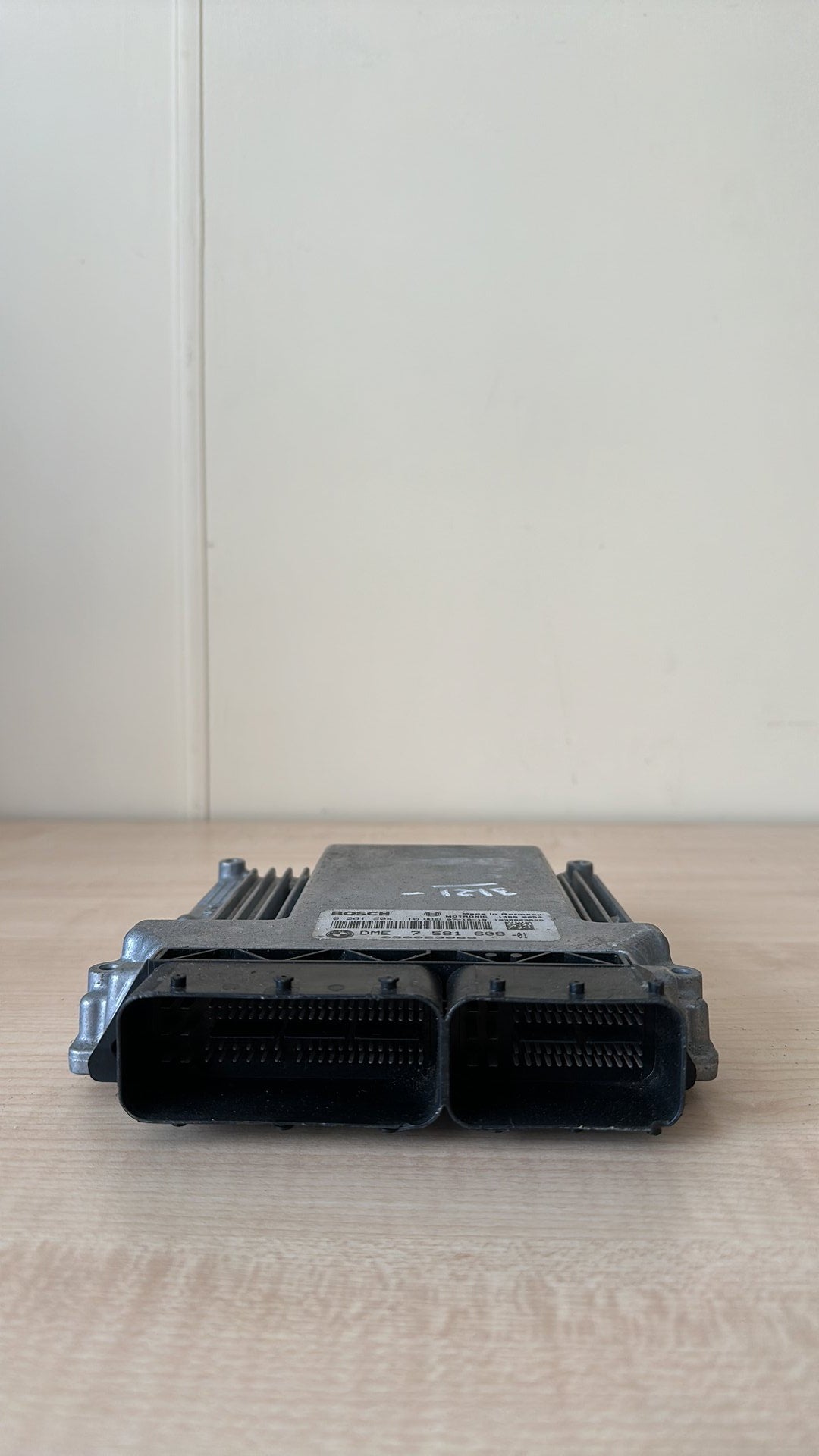 BMW 116i ECU 7 581 609