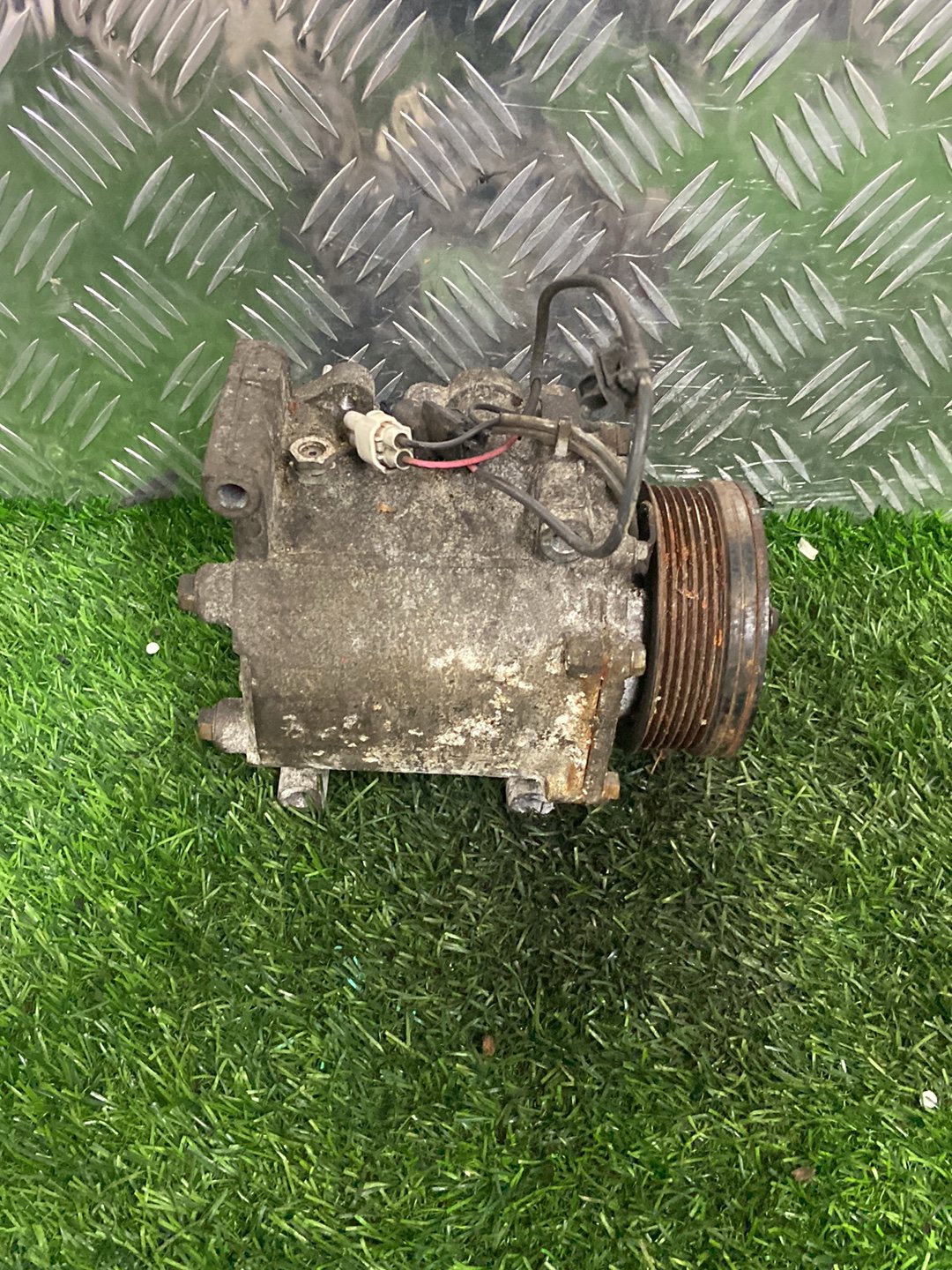 2003-2011 Mitsubishi Grandis NA/BA- A/C Compressor PN: (4G69 2.4L) MR958135