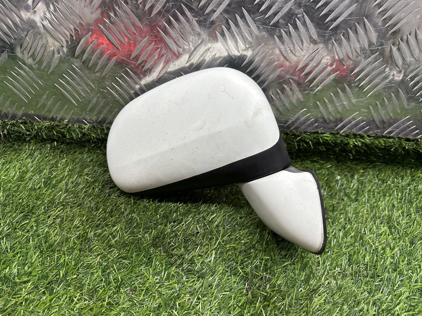 2002-2013 Mitsubishi Colt Z30- Right Door Mirror PN: 5 PINS