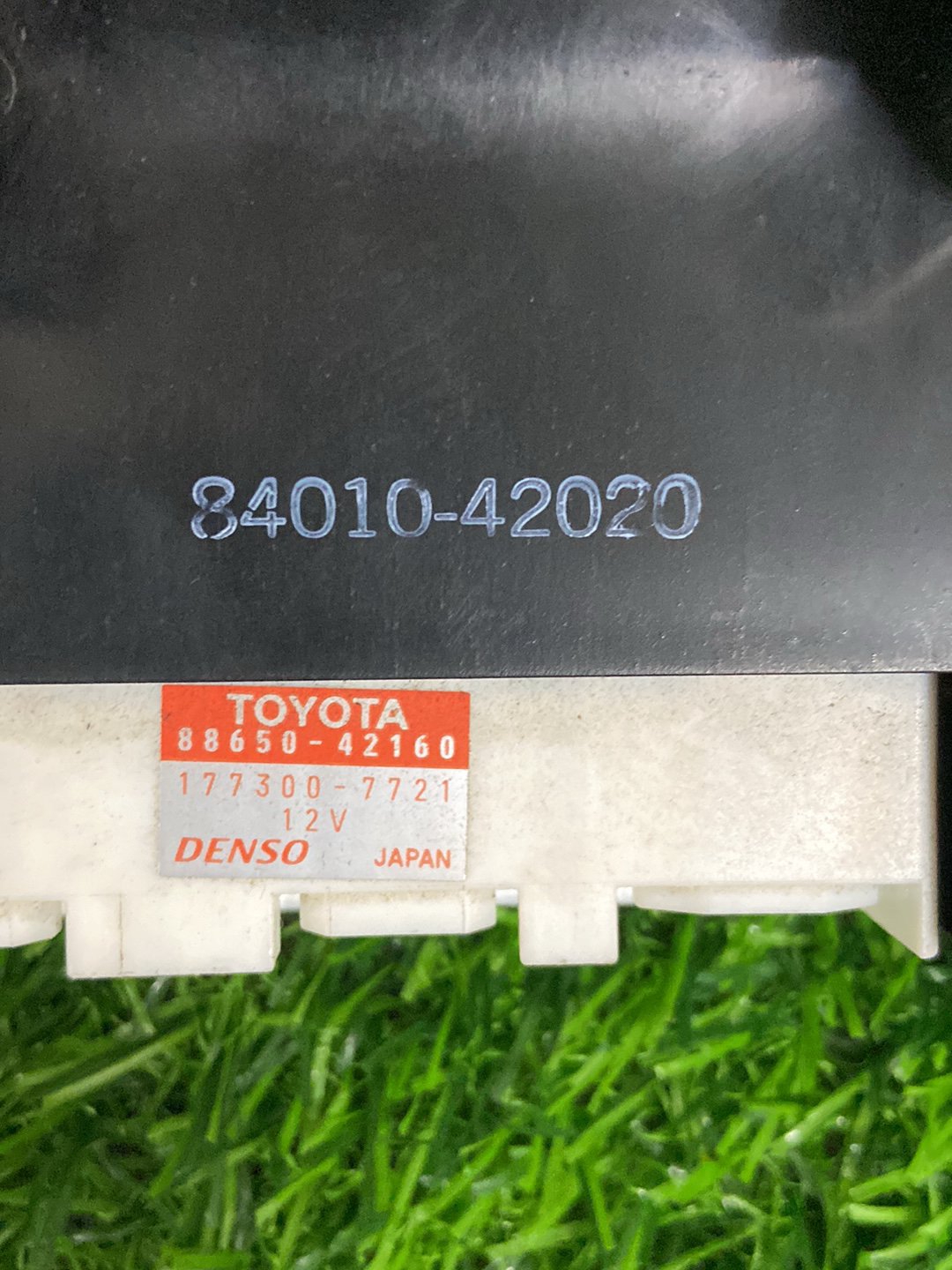 2005 - 2012 Toyota RAV4 Heater/AC Controls 88650-42160