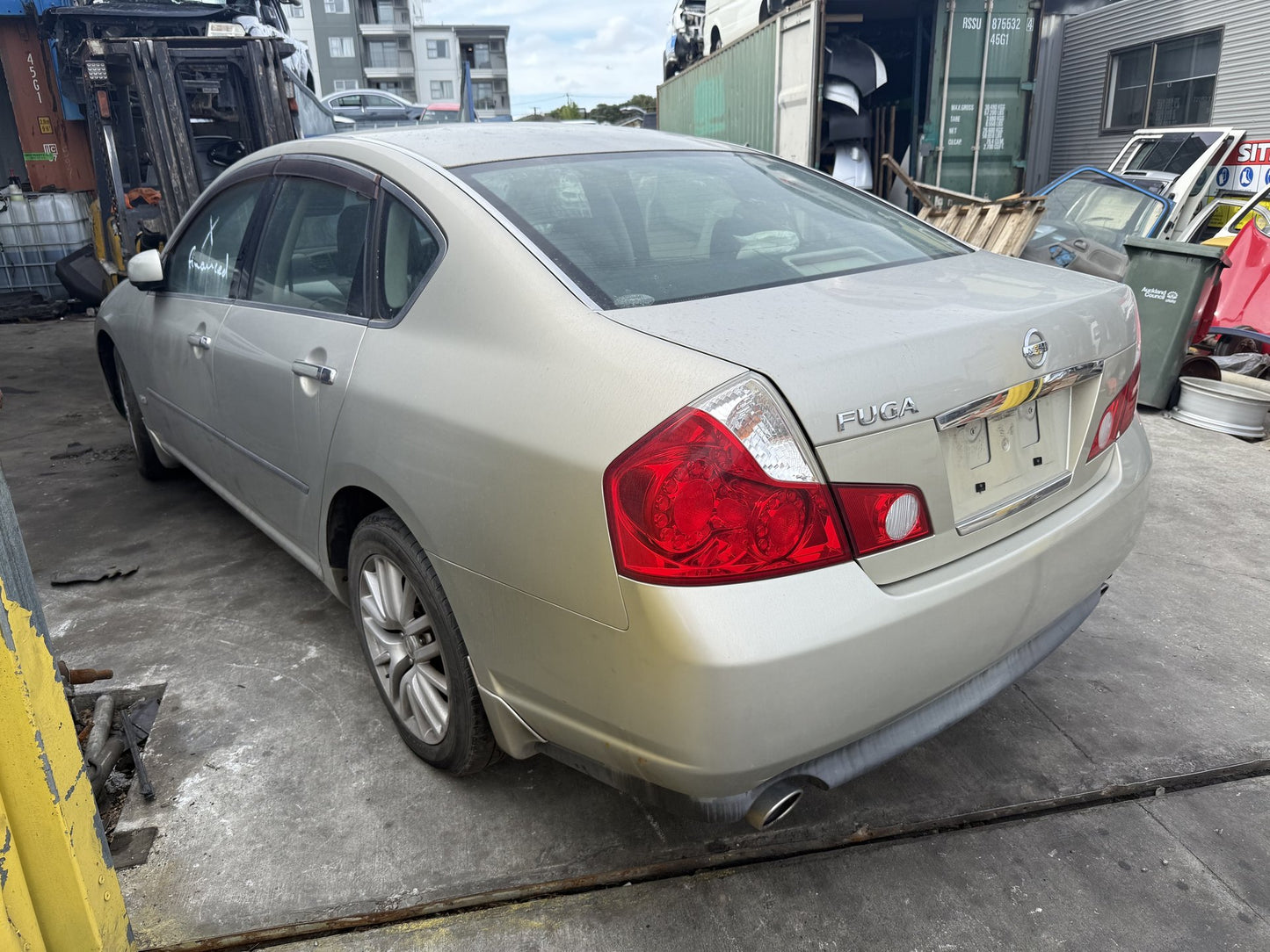 2005 Nissan Fuga VQ25 WRECKING FOR PARTS ONLY