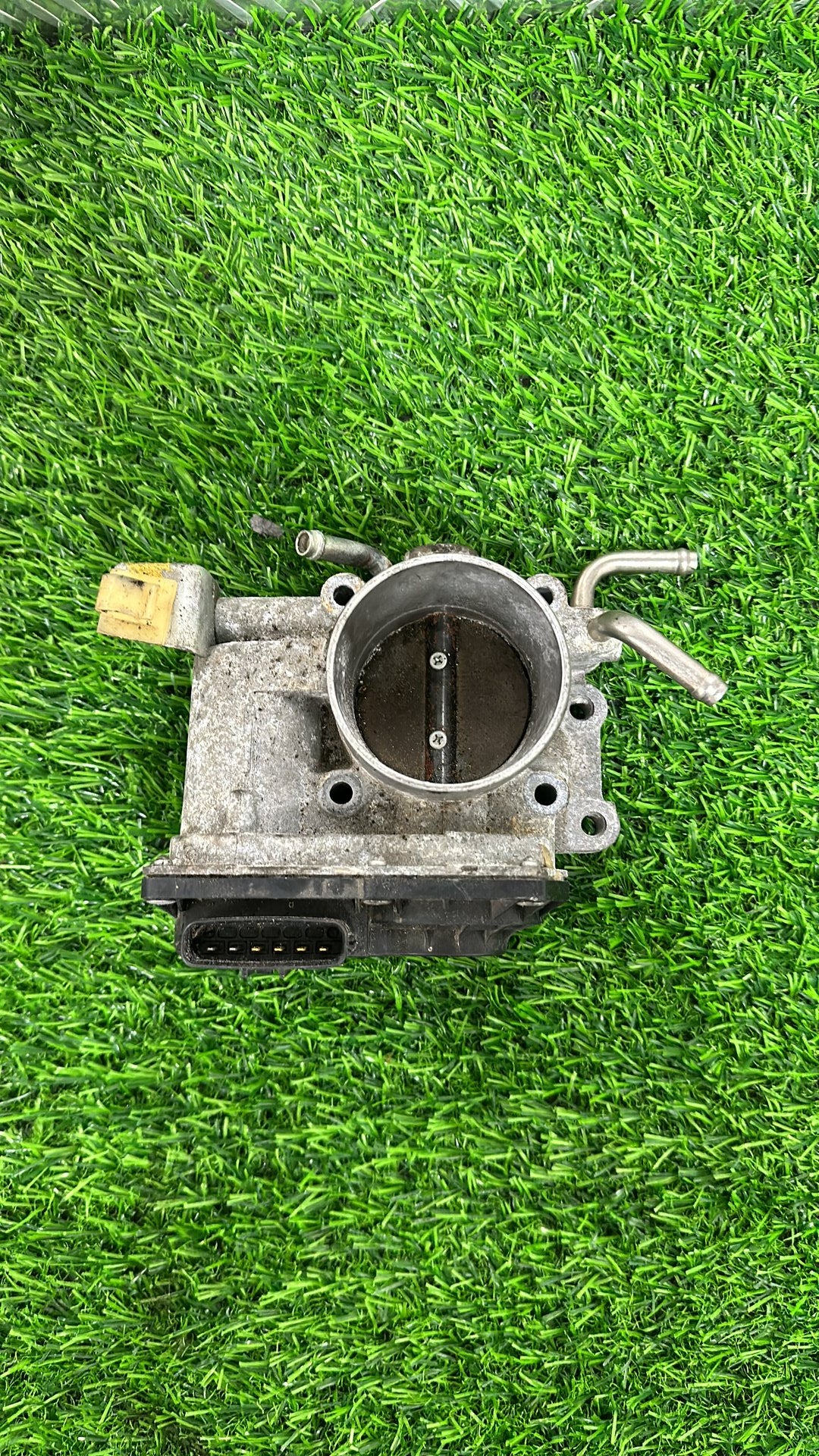 Toyota Voxy Throttle Body 6 PIN
