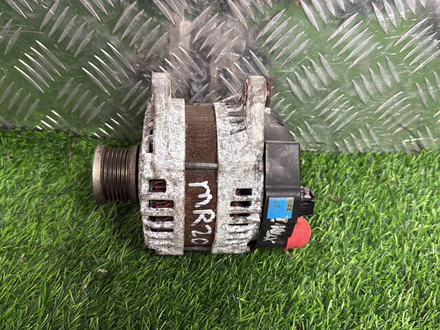 Nissan X-Trail Alternator 23100 EN008