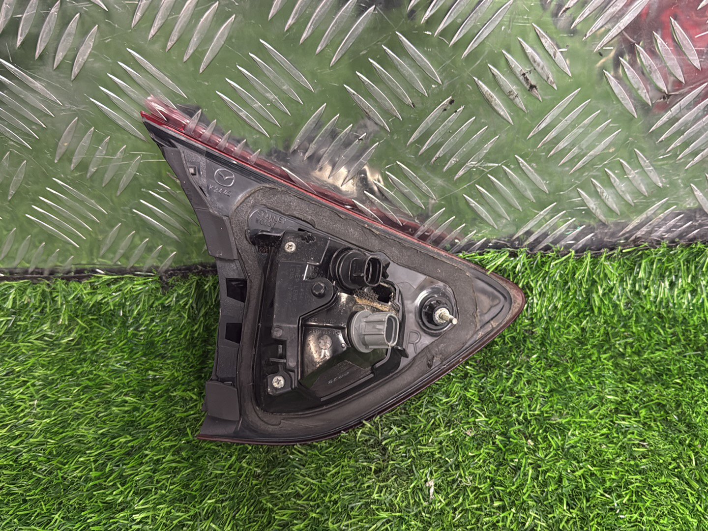 2012 - 2017 Mazda CX-5 Right Tailgate Garnish STANLEY W0137
