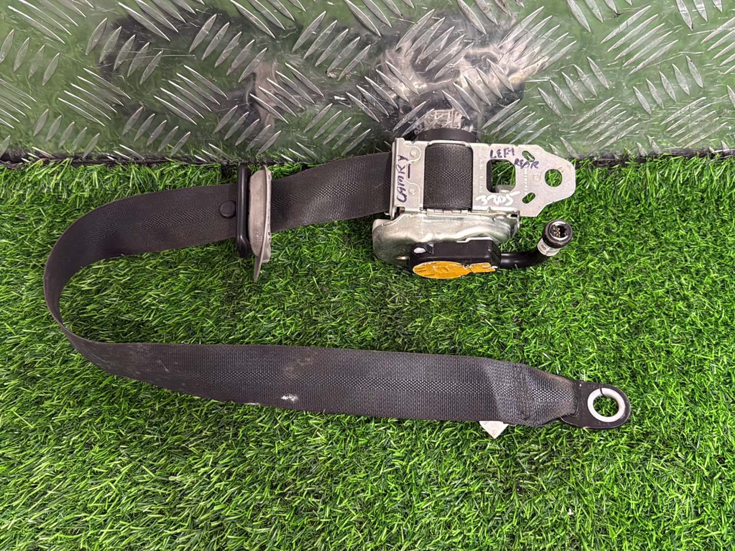 2011 - 2017 Toyota Camry Right Front Seat Belt 6201320-P