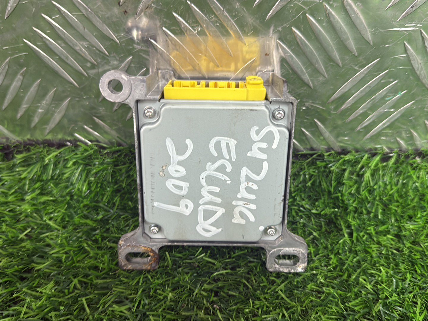2008 - 2014 Suzuki Vitara Airbag Module 38910-76K40
