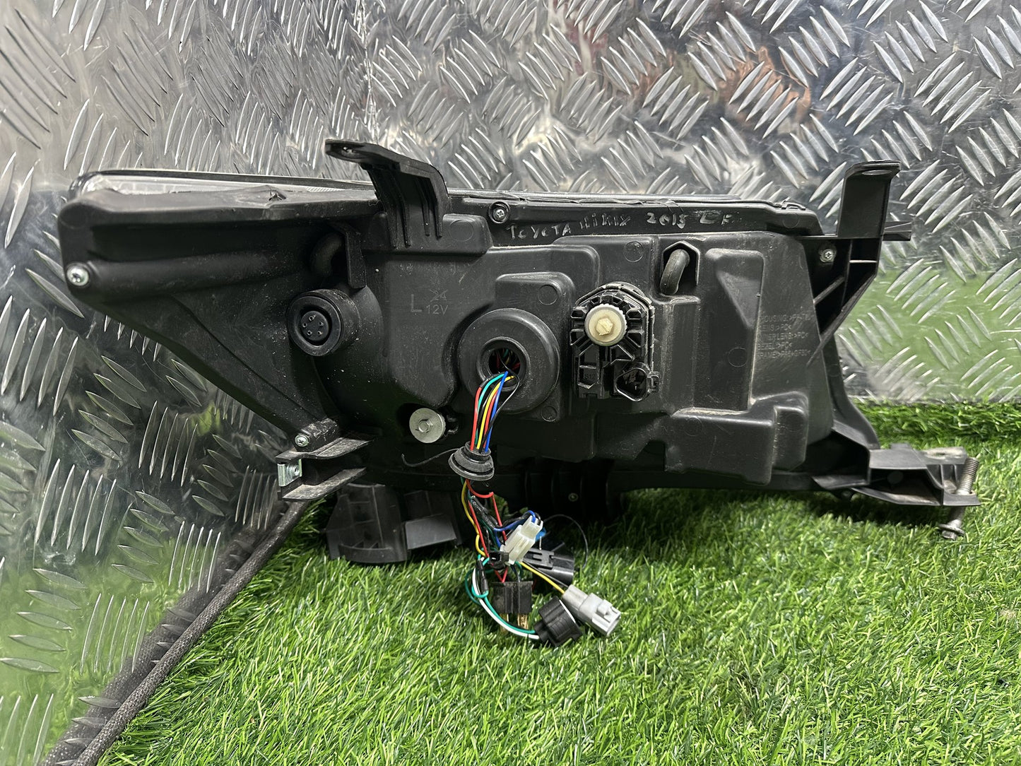 2010-2015 Toyota Hilux- Left Headlight PN:
