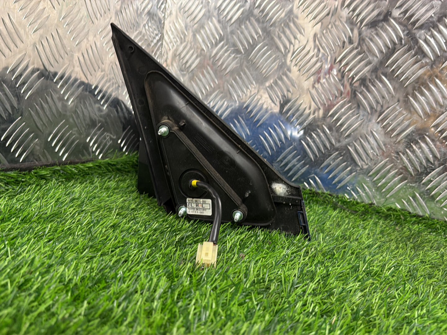 2010 - 2017 Suzuki Swift Left Door Mirror 5 wires