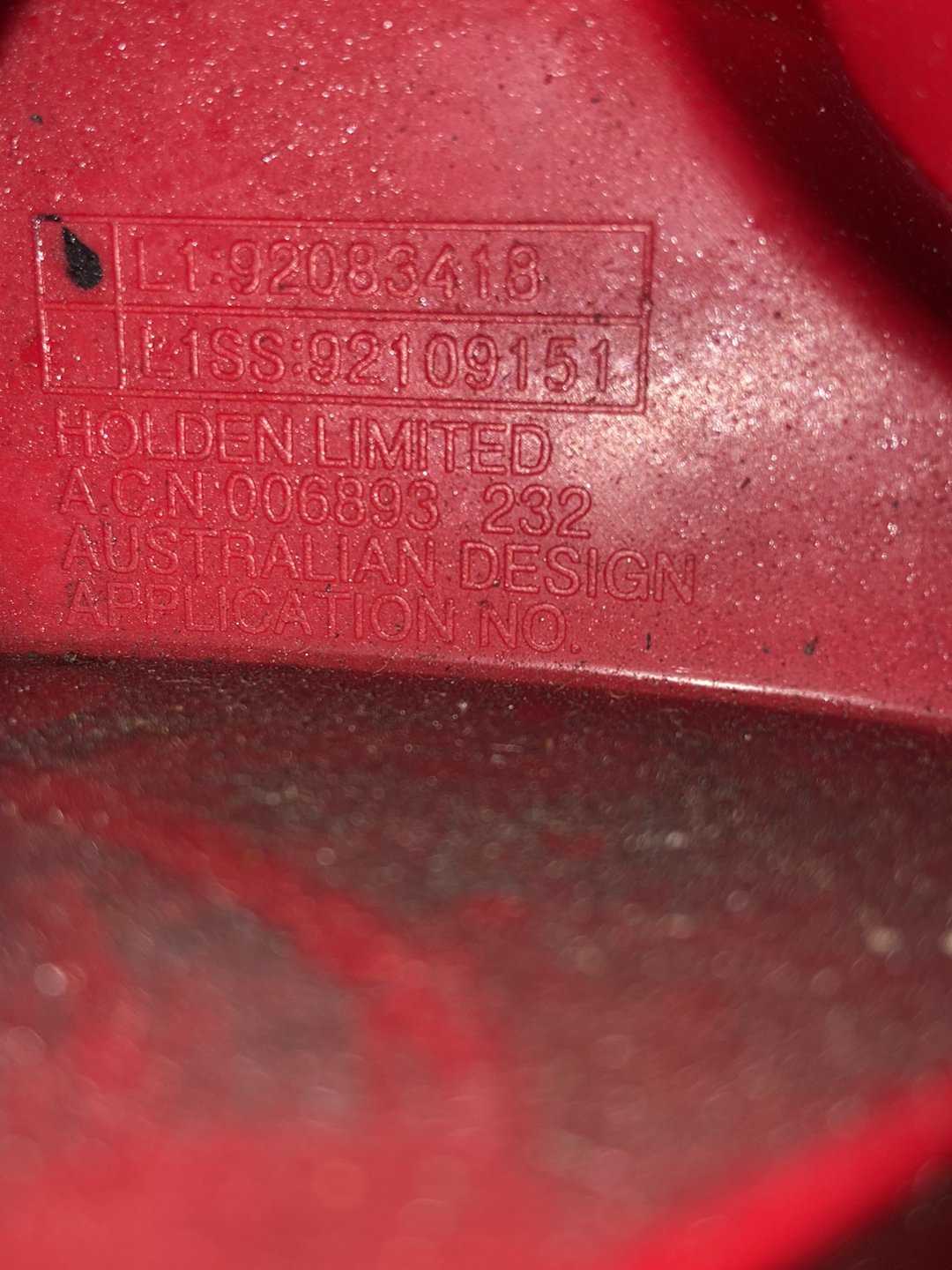 2002 - 2004 Holden Commodore Right Taillight 92083418