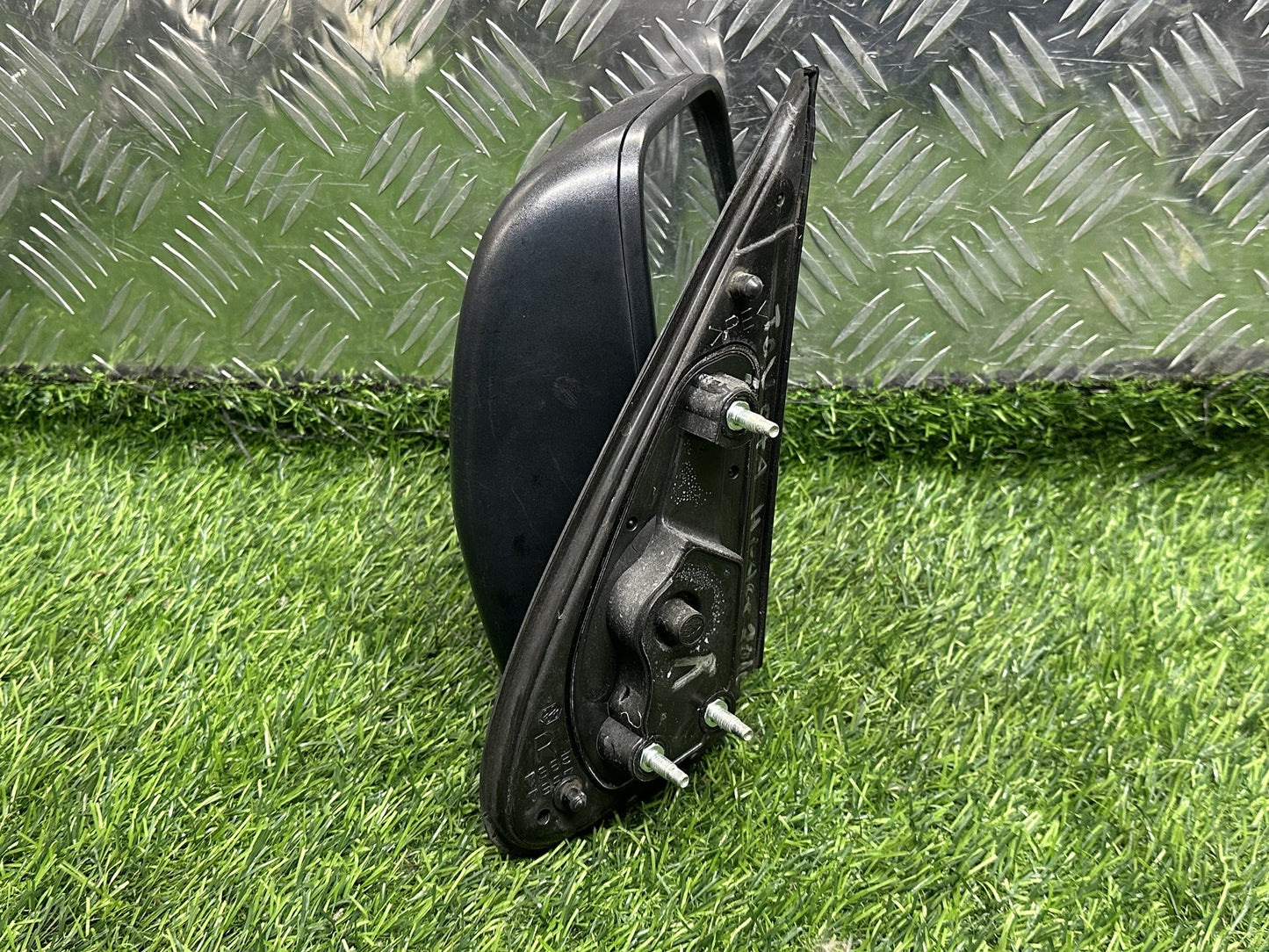 2005-2013 Toyota Hiace H200- Right Door Mirror PN: Manual