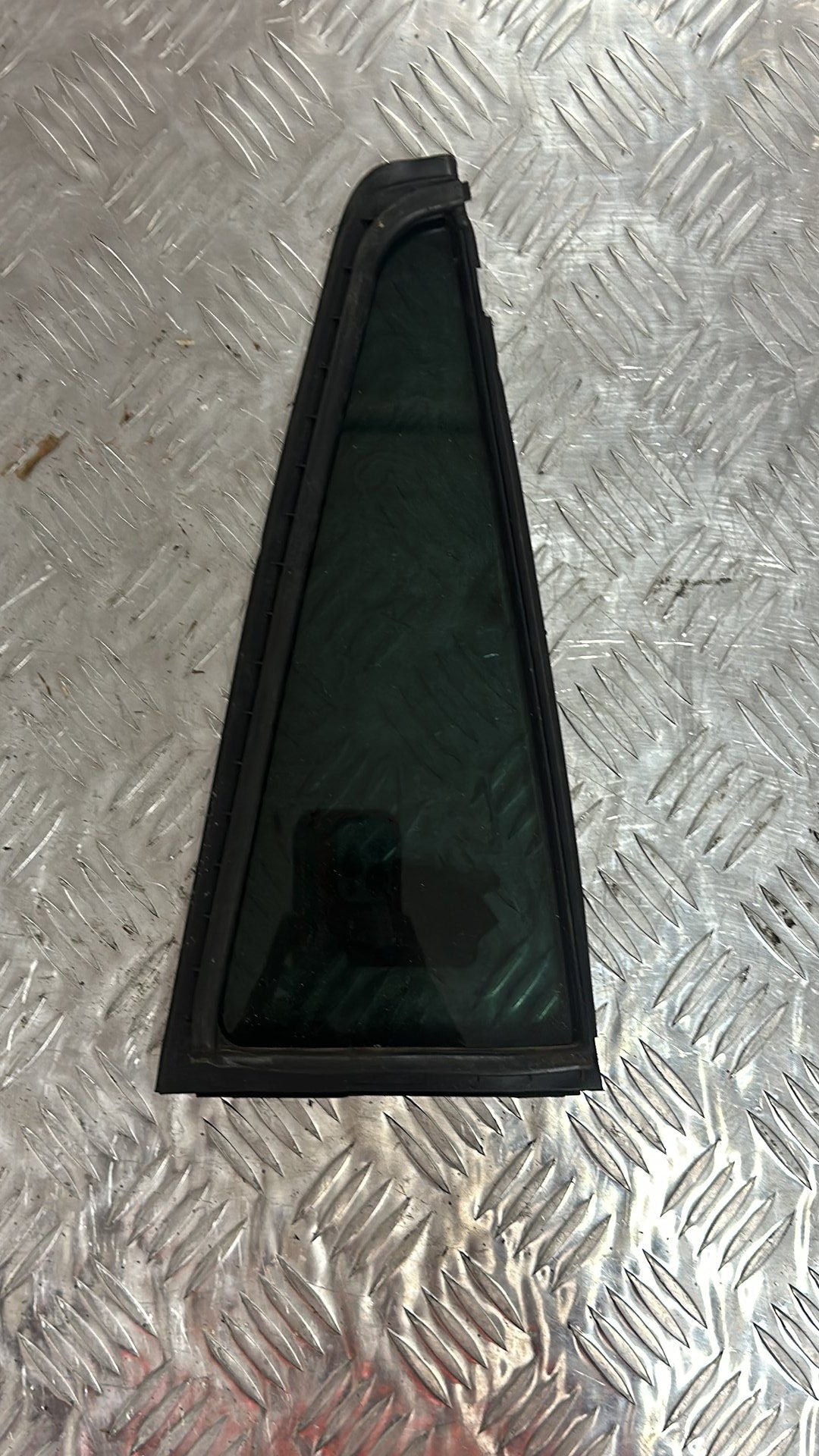 2004-2015 Mazda Verisa DC5R- Left Rear Quarter Door Glass PN: