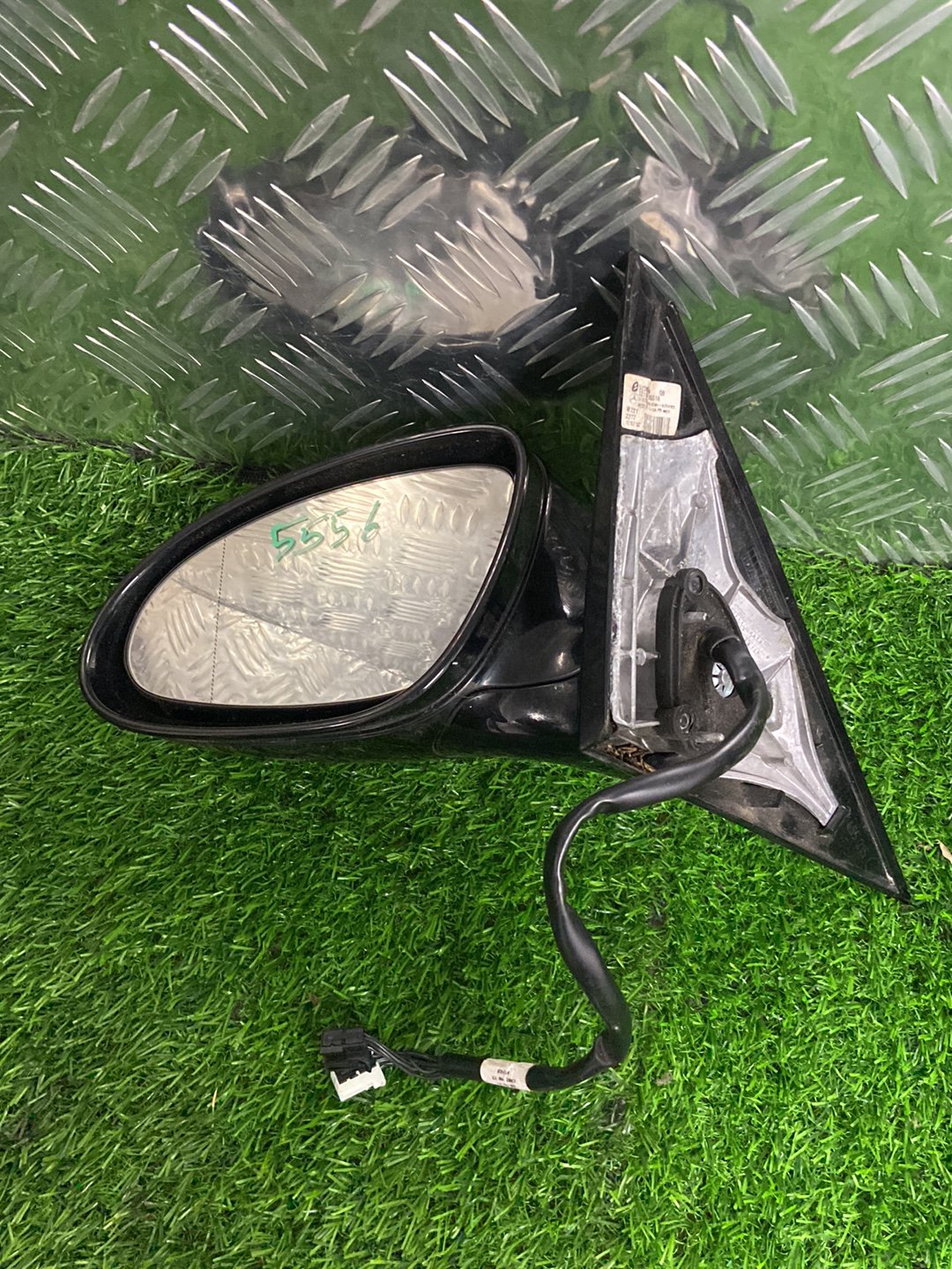 2005 - 2013 Mercedes-Benz S-Class Left Door Mirror 2 Plug (8+7)