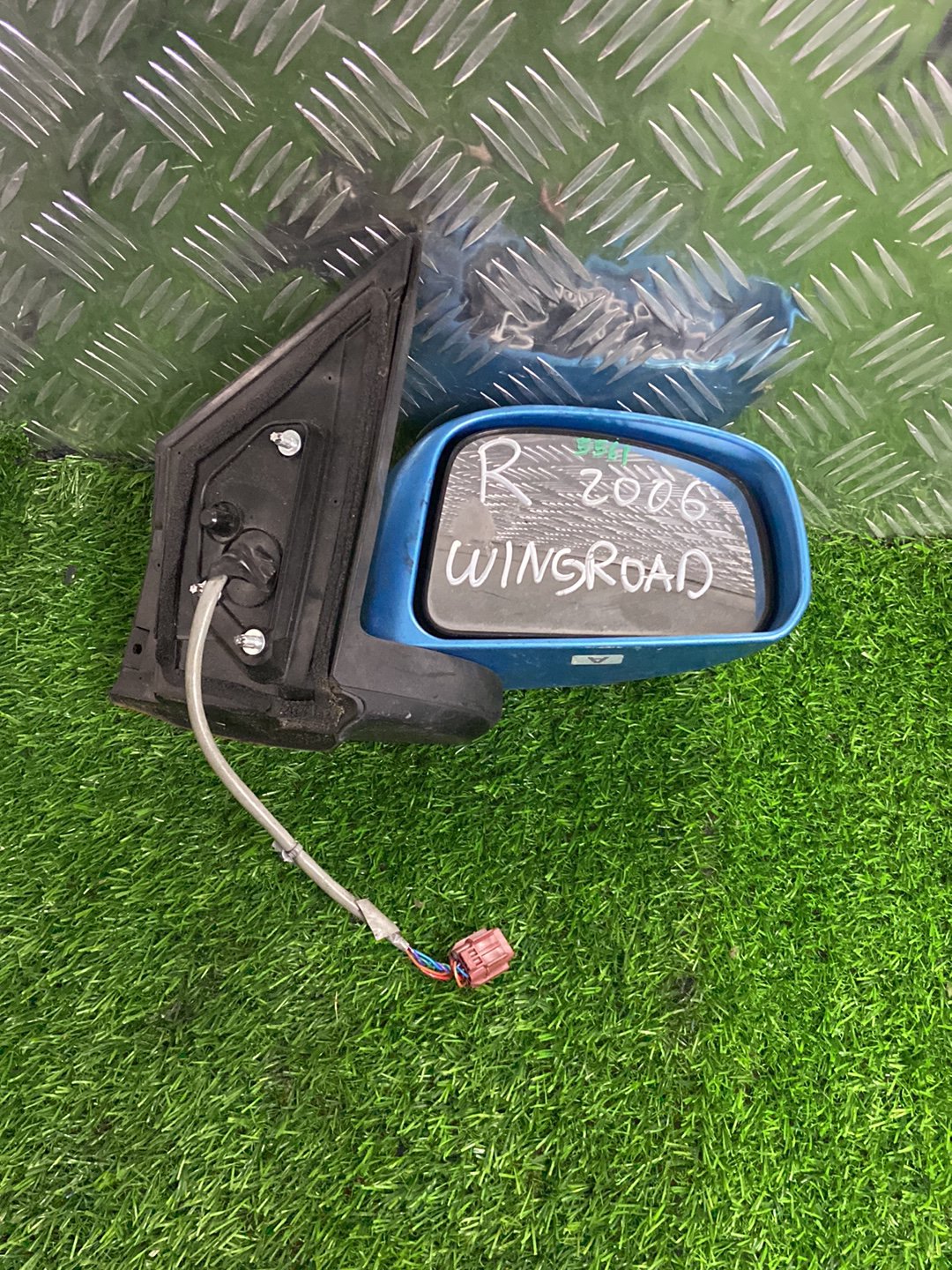 2005 - 2018 Nissan Wingroad Right Door Mirror 5 WIRE TYPE