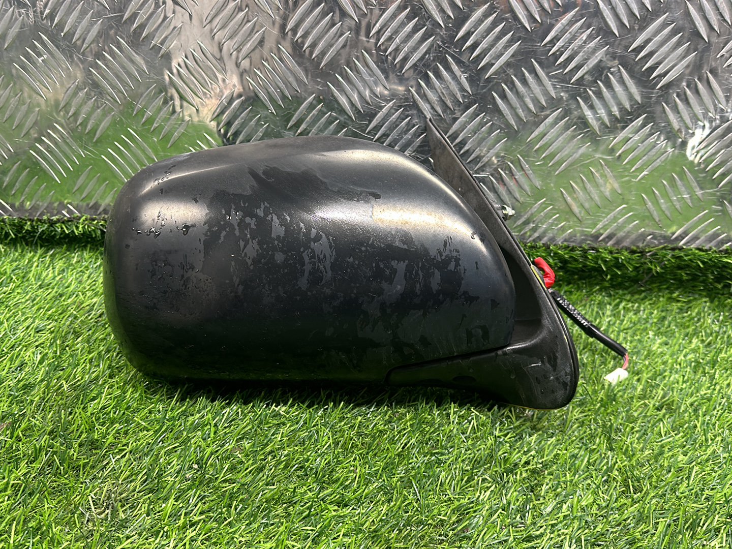 2004-2019 Toyota Hiace H200- Right Door Mirror PN: 3 WIRE TYPE